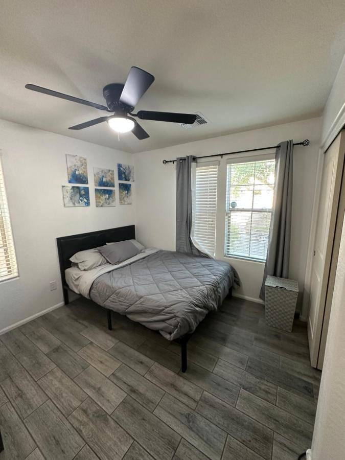 Talking Sticks Amphitheater Shared House Homestay Phoenix
