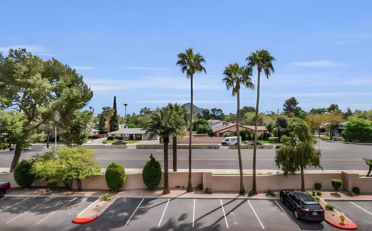 Biltmore Bliss Desert Retreat! Apartamento