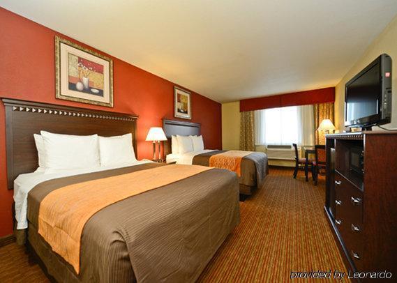 Comfort West At 27th Ave And I-i0 Hotel