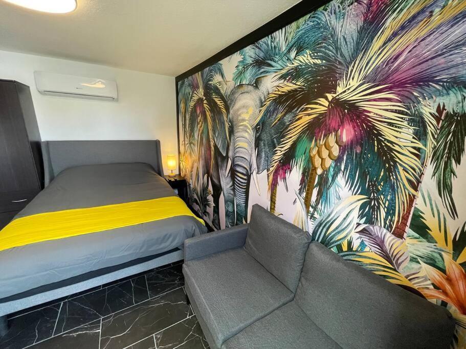 Your Tiny Downtown With Backyard Unit D Apartamento