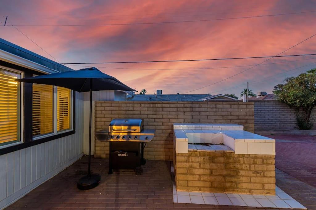 New Midtown Modern With Backyard * Phoenix
