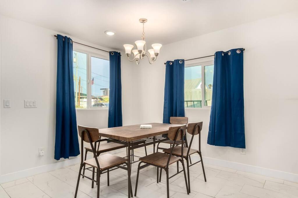 Your Downtown With California King Bed Unit A Apartamento Phoenix