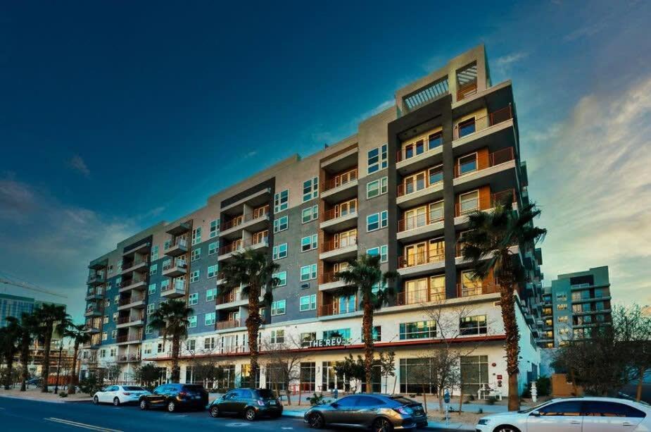 Cozysuites Phx Roro Gym, Pool, Pets, Parking! #10