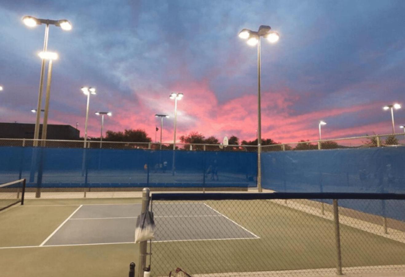 Apartment Midtown Bliss With Pool & Sports Use & Laundry & Parking Phoenix