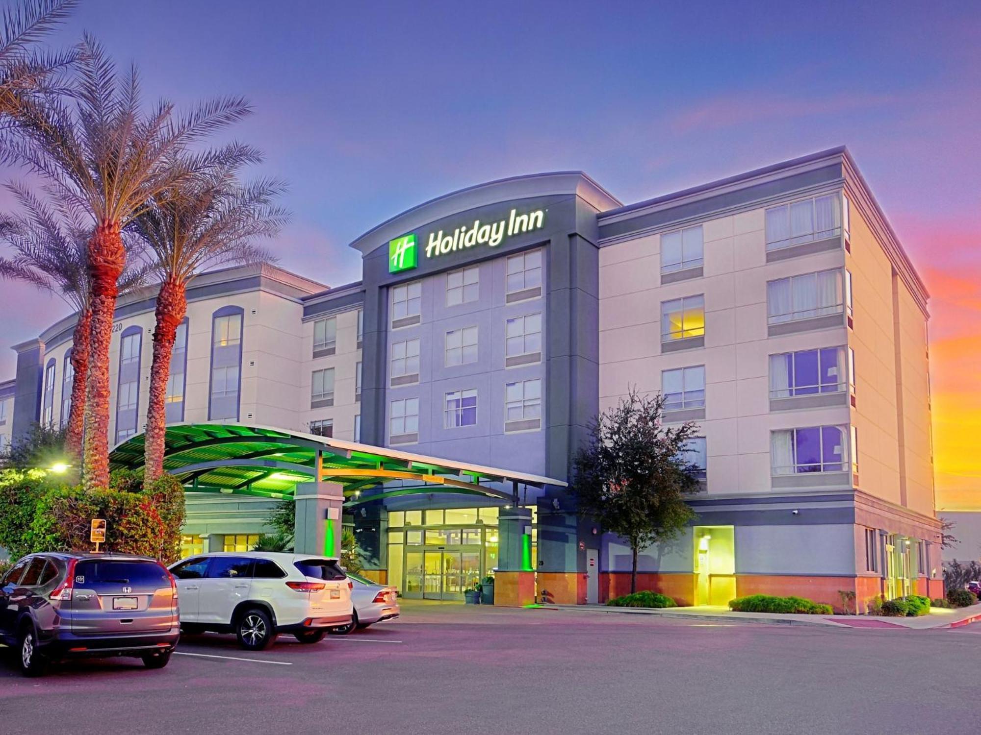 Holiday & Airport By Ihg