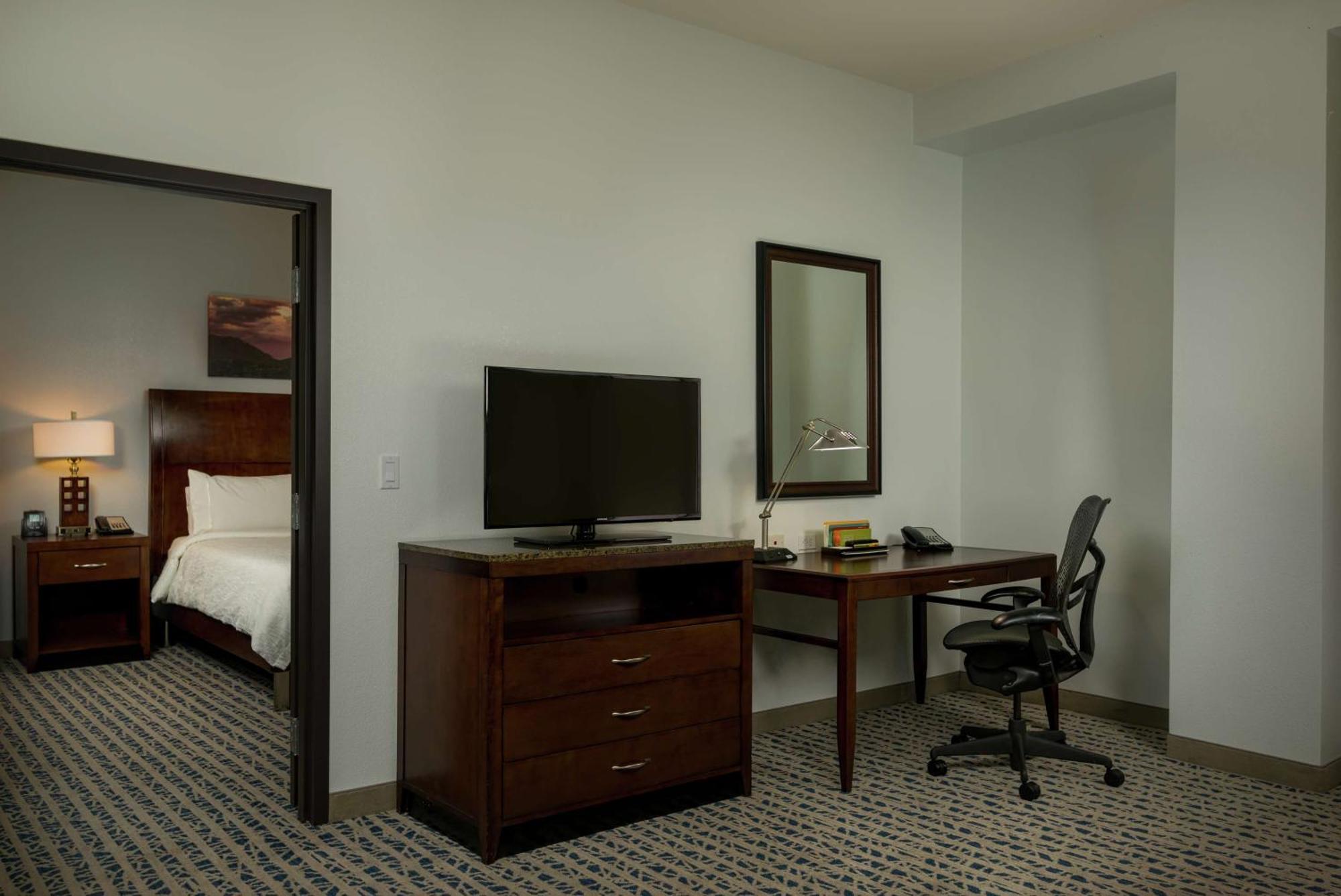 Hilton Garden Airport North Hotel Phoenix