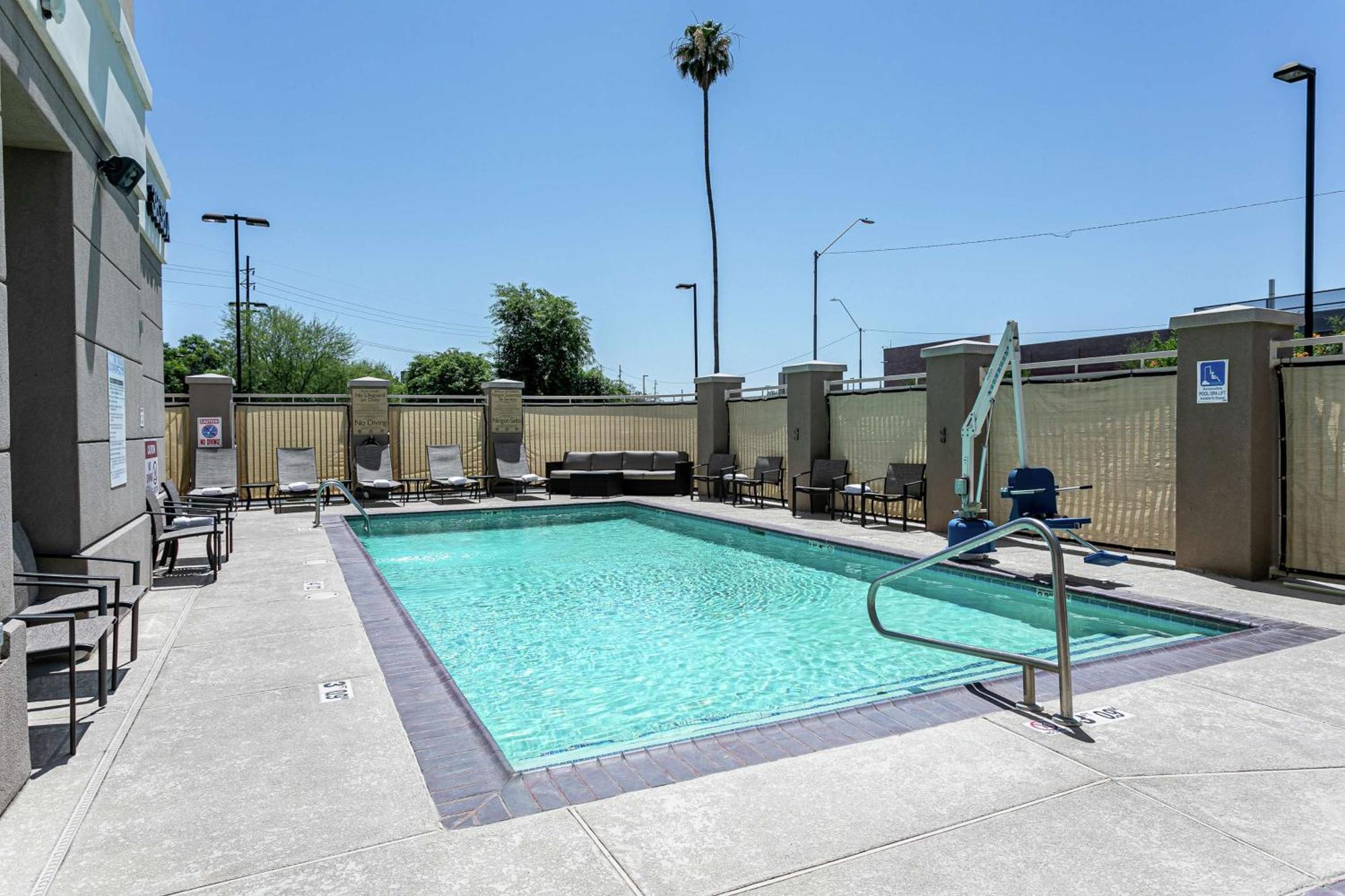 Hilton Garden Airport North 3* Phoenix