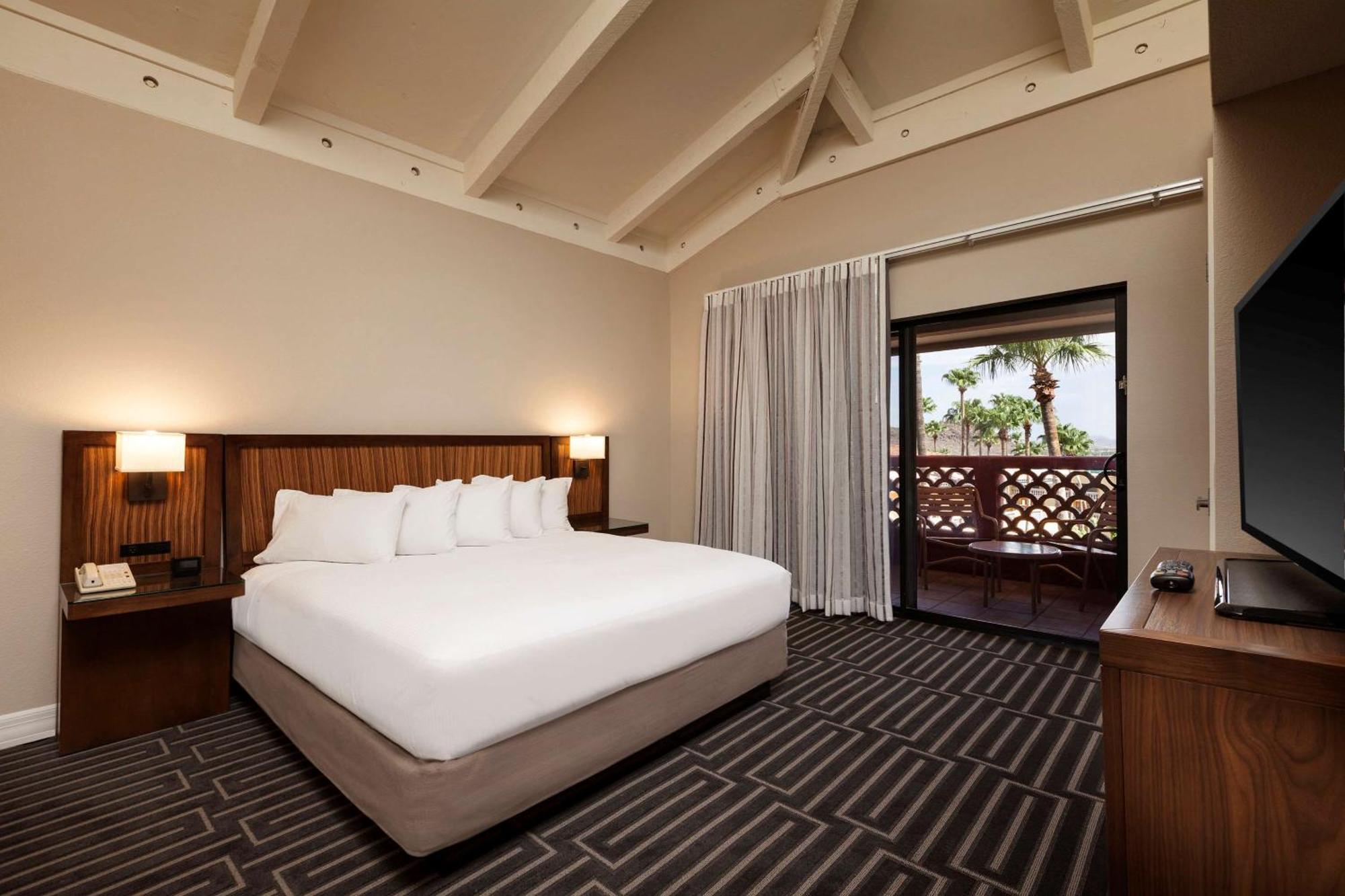 Hilton Tapatio Cliffs