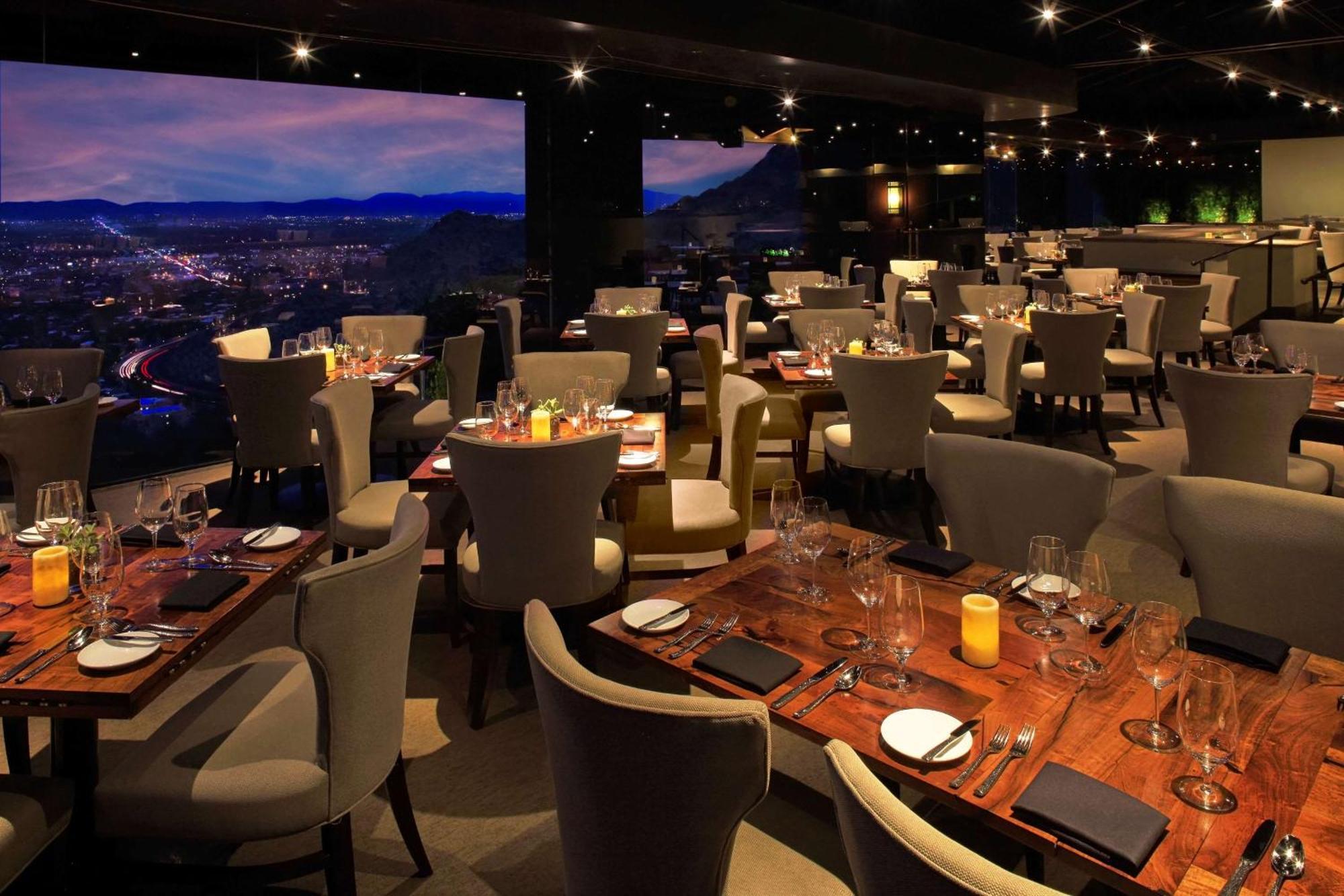 Hilton Tapatio Cliffs Resort