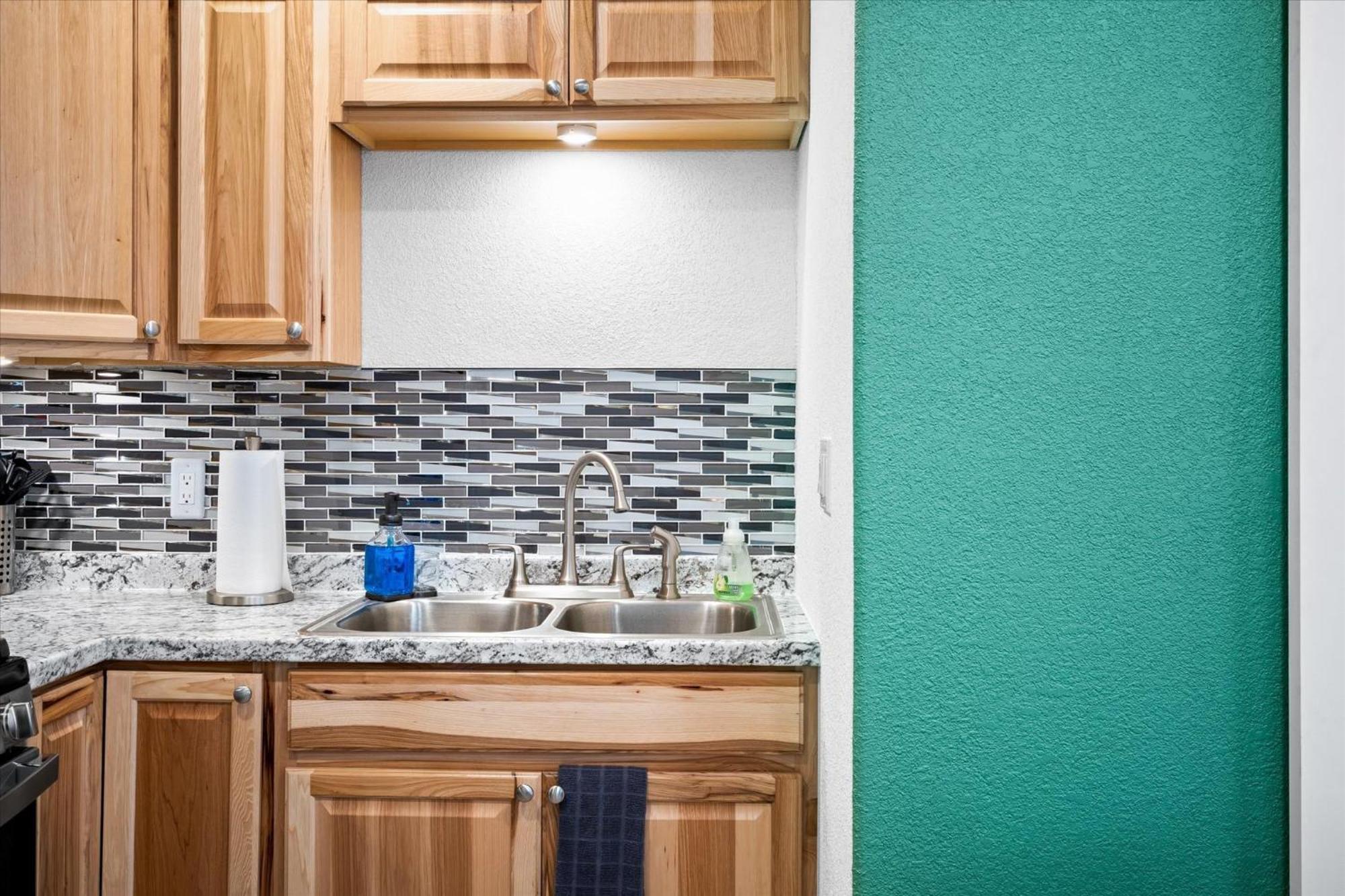 Chelsea Place Apartment *