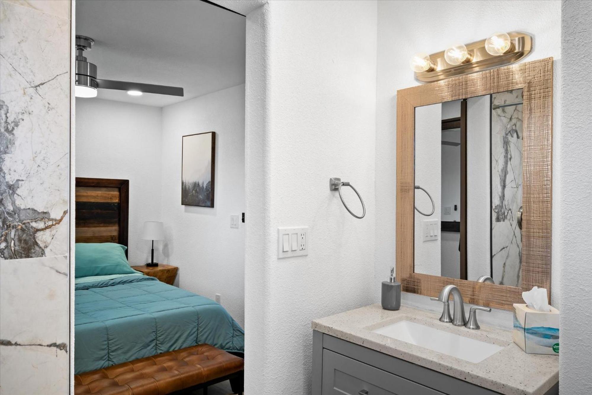 Chelsea Place Apartment Phoenix