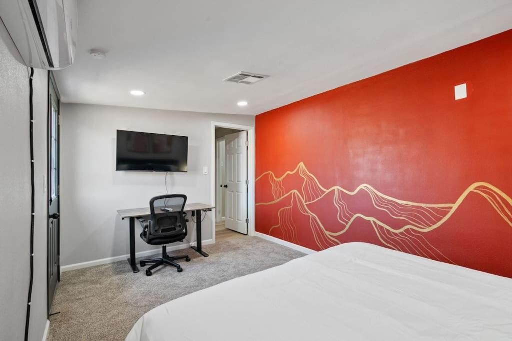 12 Minutes From Downtown - 1 Bedroom Phoenix