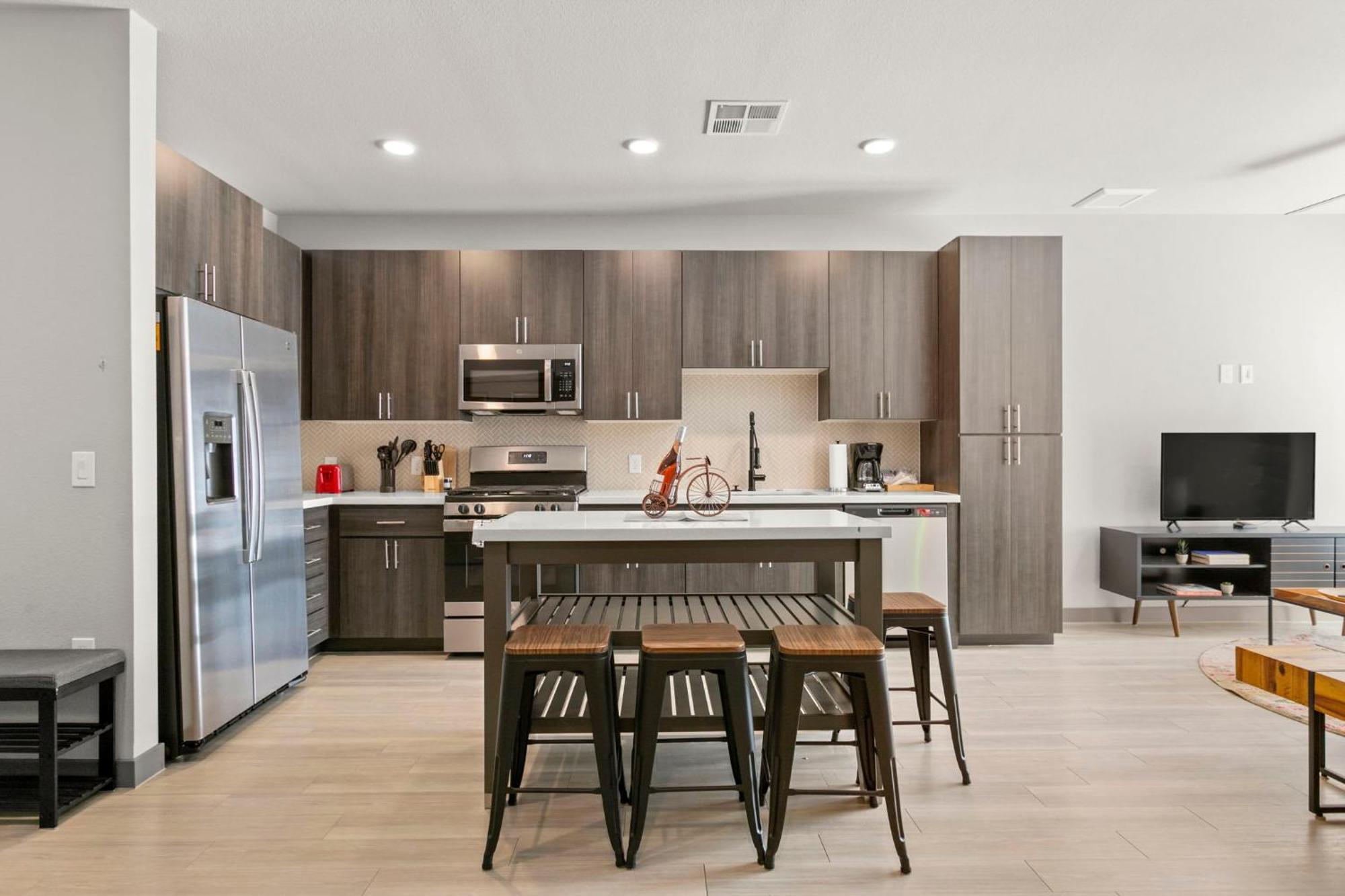 Cozysuites Phx Roro Gym, Pool, Pets, Parking #1 Apartamento