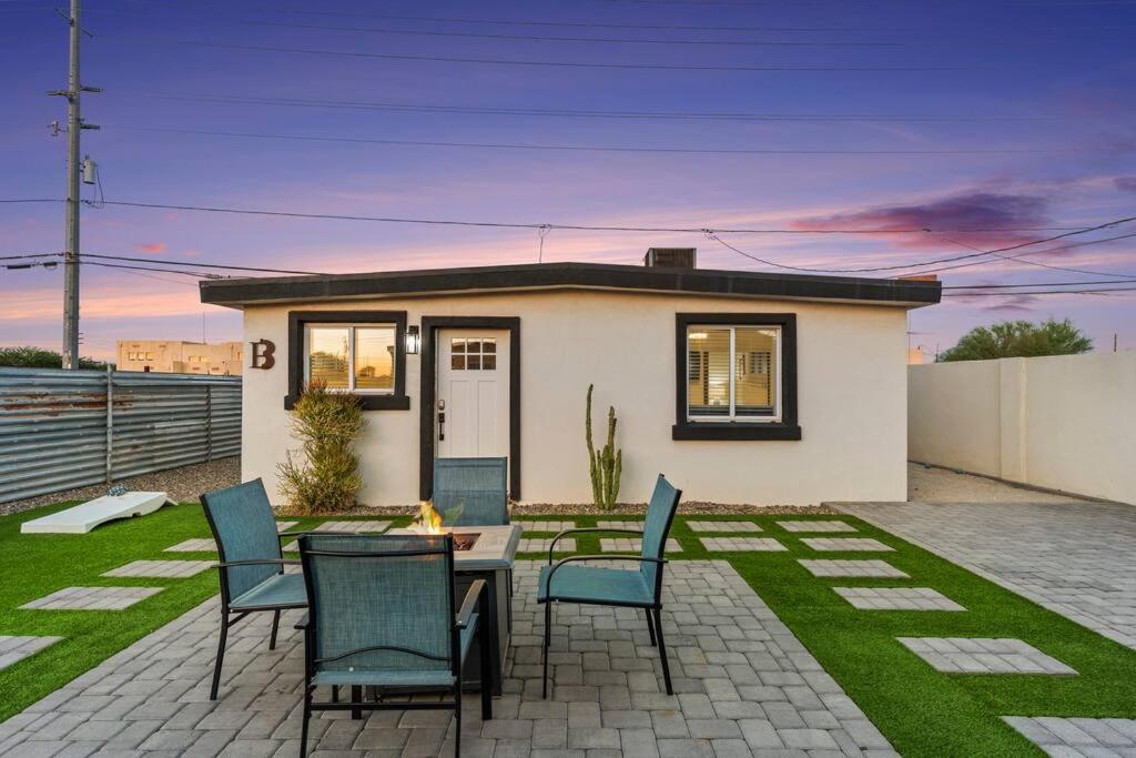 Charming House & In Downtown *
