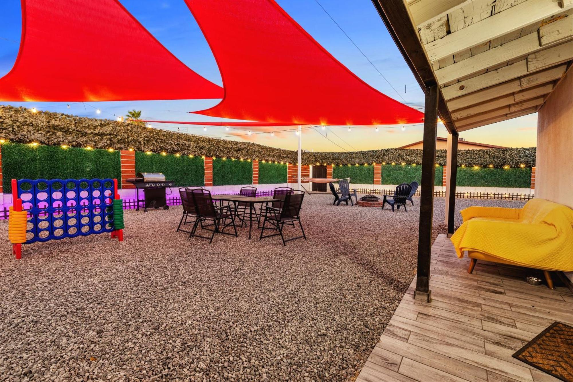 Holiday home Retreat - 2 Bedroom With King-size Bed - 3 Smart Tvs - 10 Min From Airp - Unit A