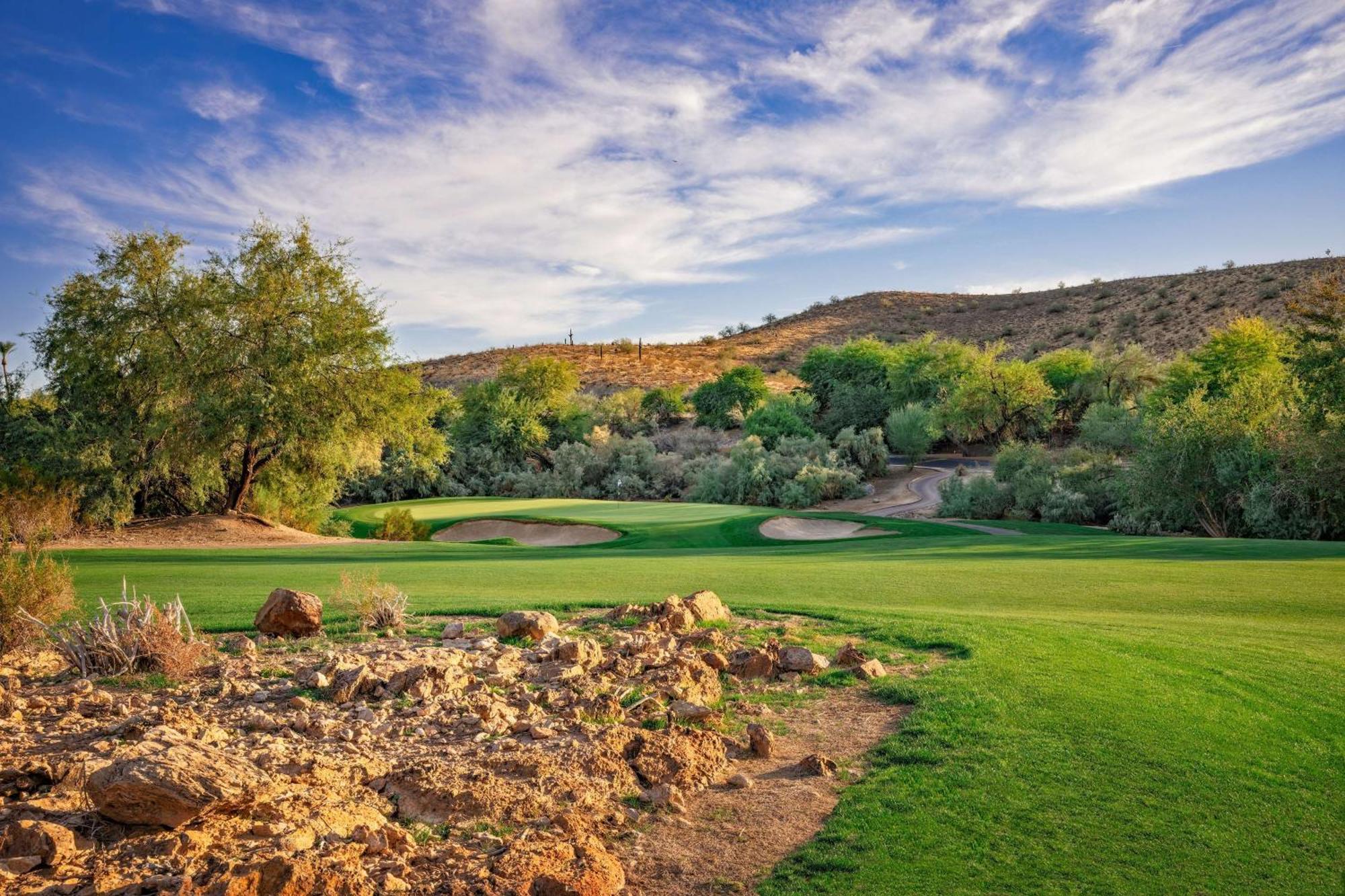 Resort Hilton Tapatio Cliffs 3*