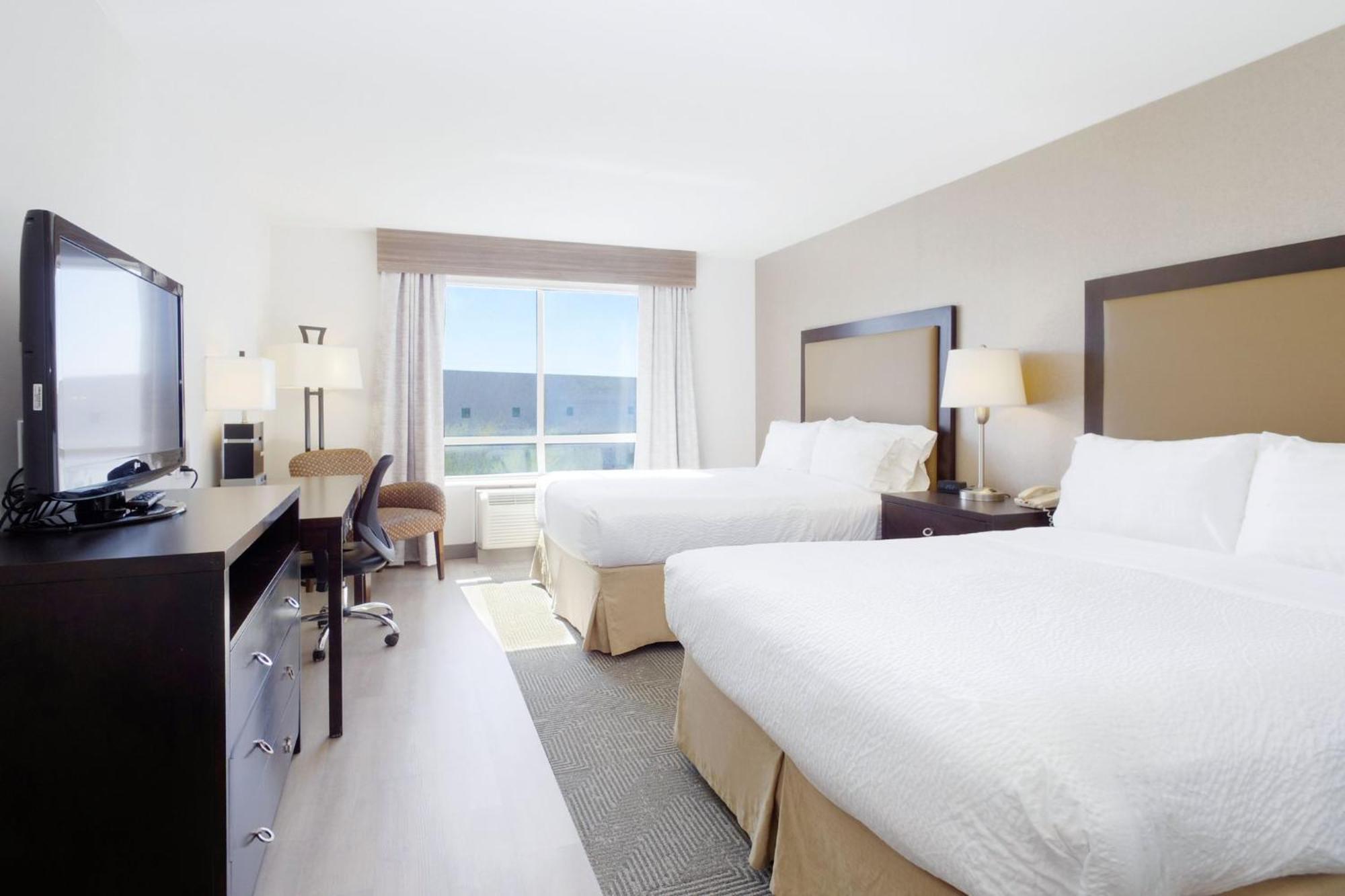 Holiday & Airport By Ihg 3* Phoenix