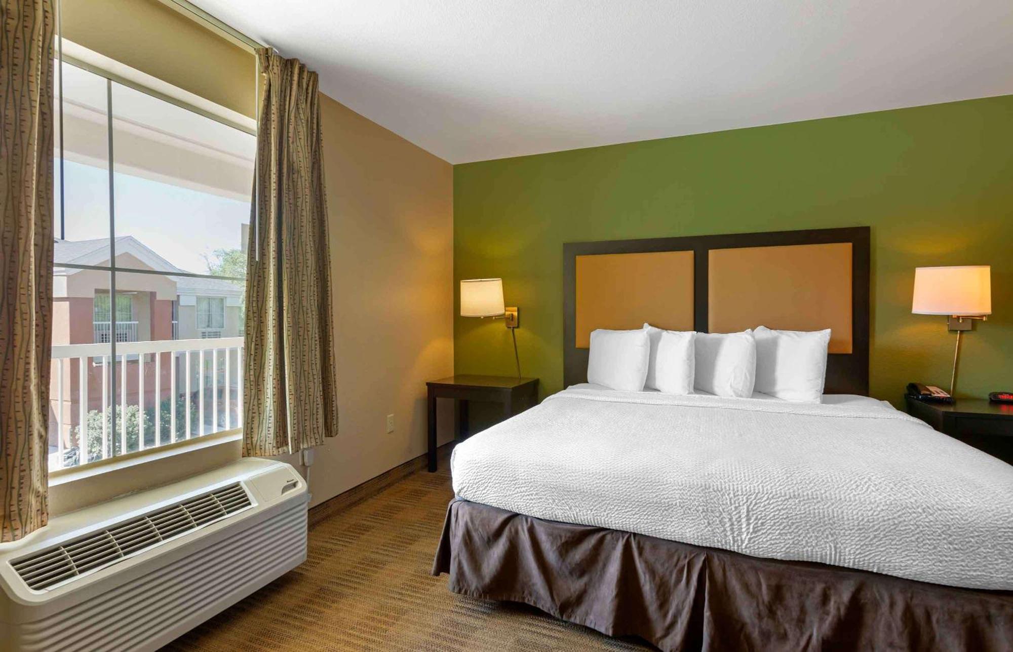 Extended America - - Chandler - E Chandler Blvd 2* Phoenix
