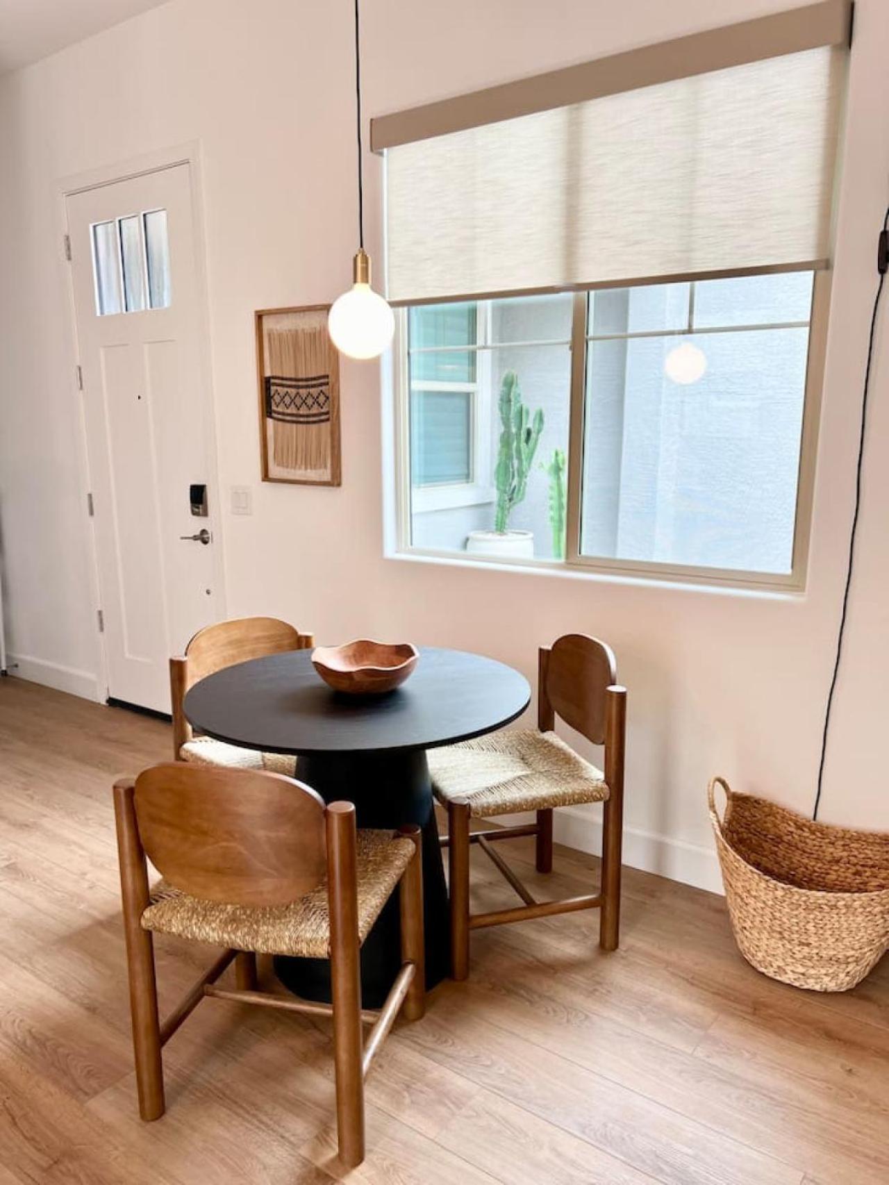 Apartment Luxury 1 Bedroom Casita With Private Yard, Garage And Wd *