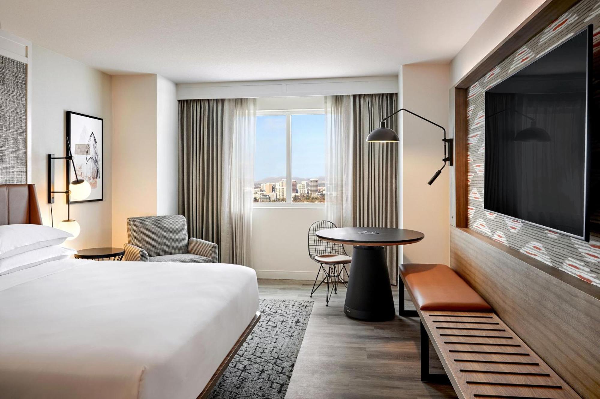 Sheraton Downtown 4*