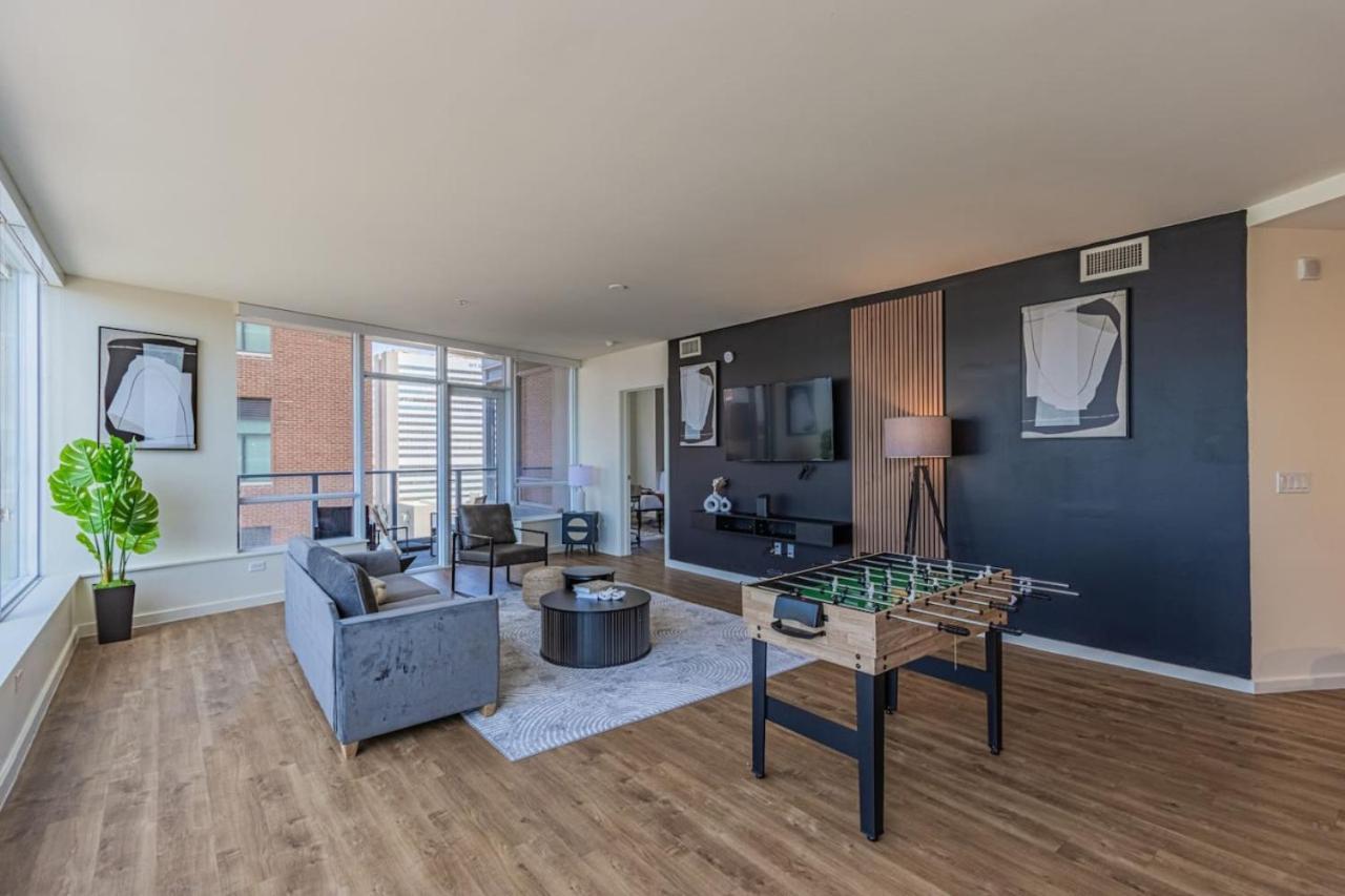 Apartment Sky Terrace Dt Highrise, Gym, Pool, Parking, W-d,golf *