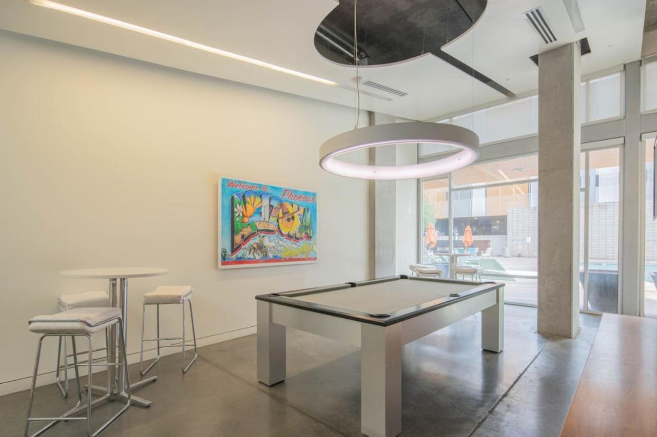 Apartment Striking 2bd - Cdt- Gym, Pool, Parking - Sleep8