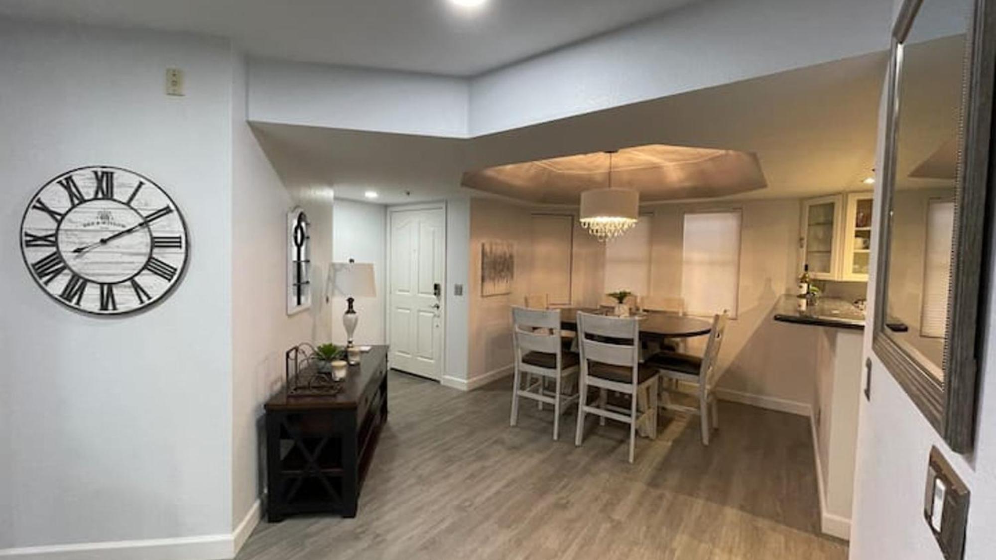 Holiday home Comfort And Style In The Biltmore Area! *