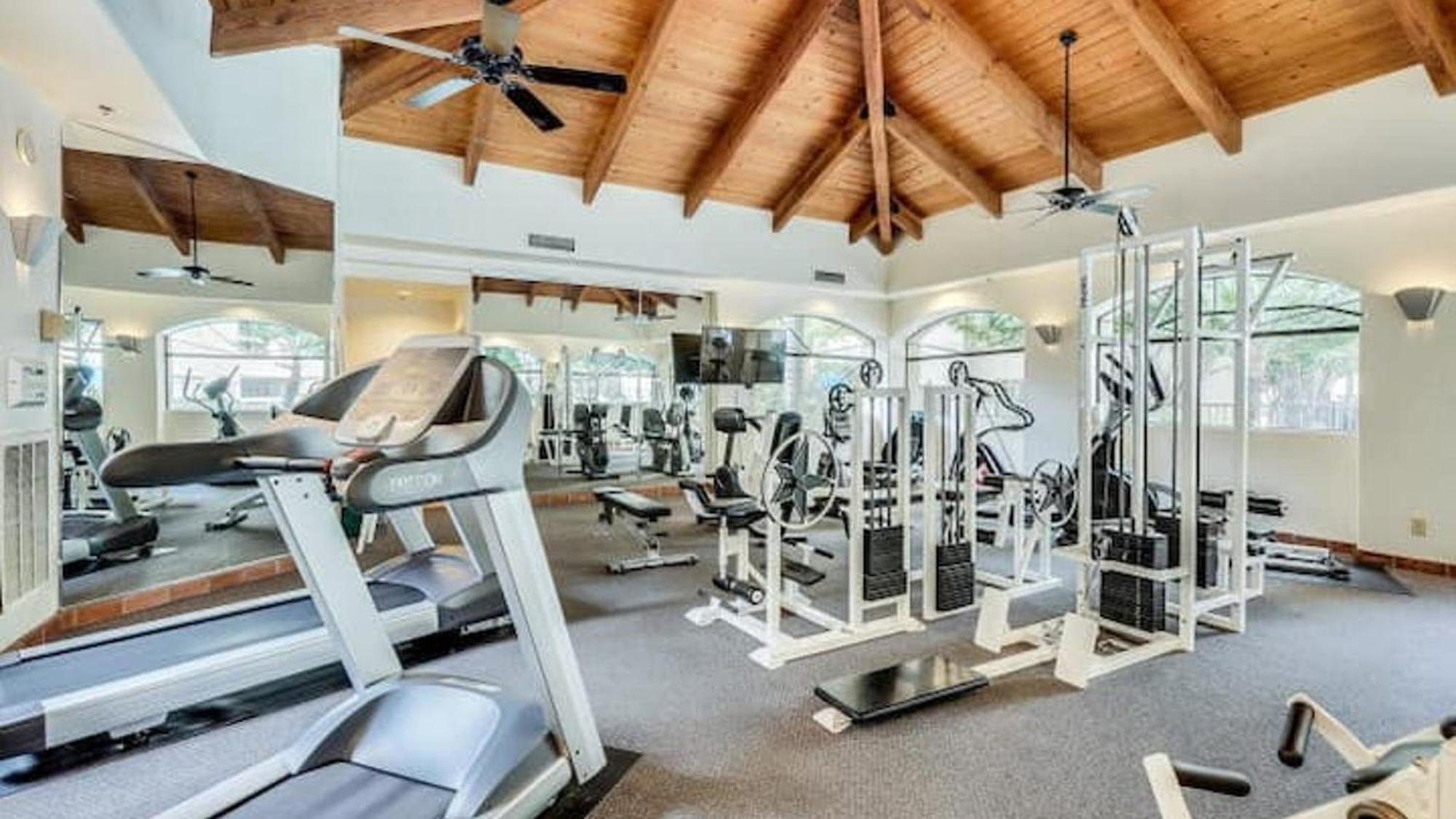Comfort And Style In The Biltmore Area! Phoenix