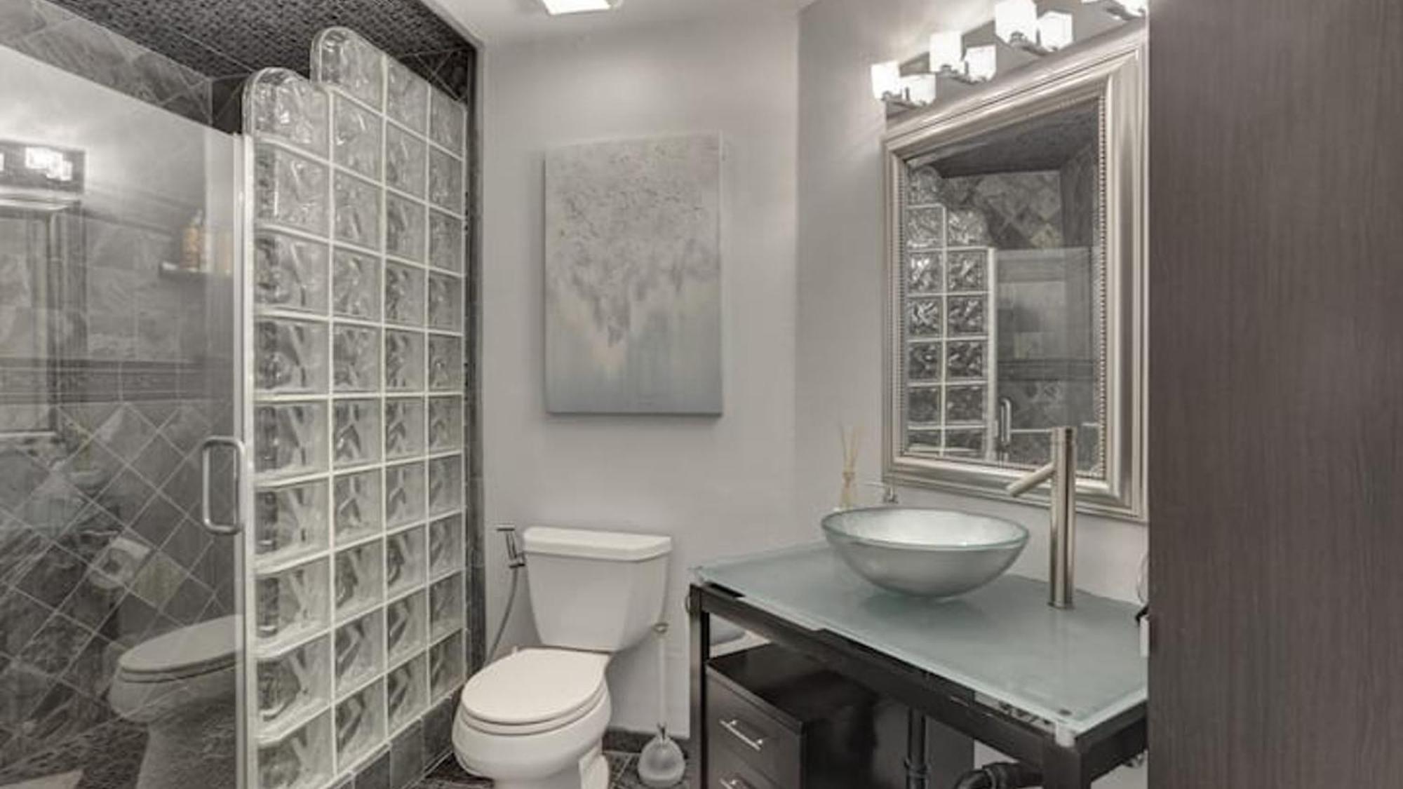 Comfort And Style In The Biltmore Area! Holiday home Phoenix