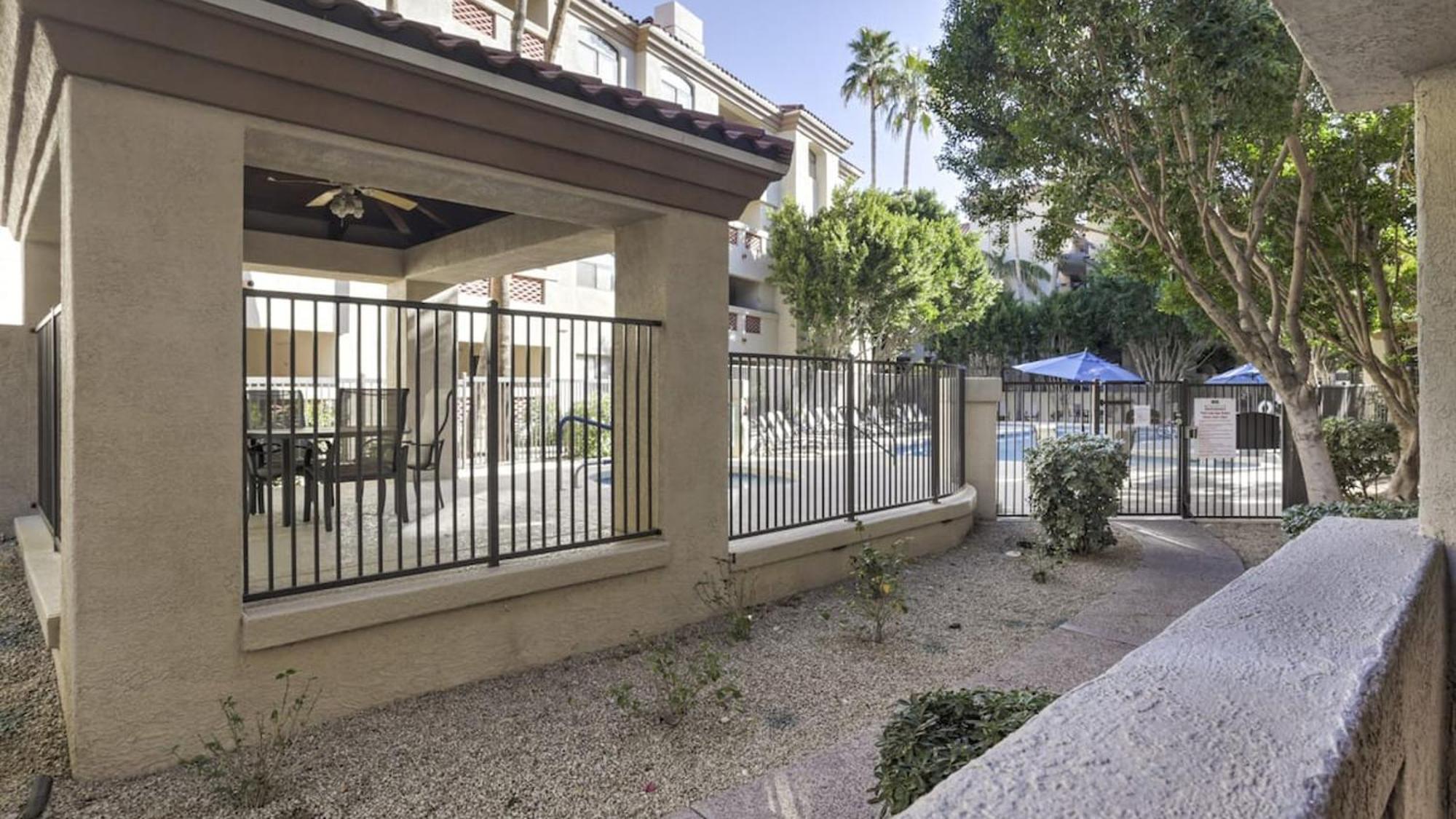 Holiday home Comfort And Style In The Biltmore Area! Phoenix