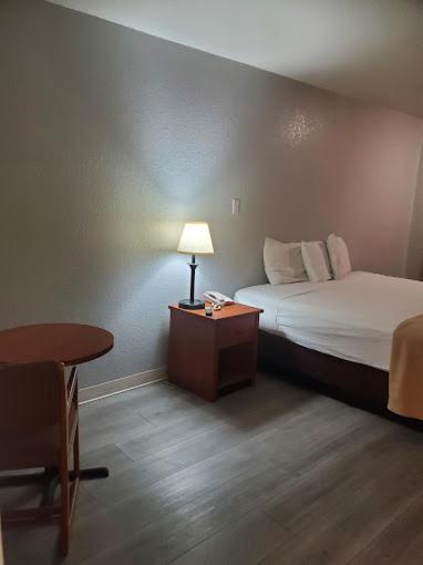 Rising Hotel