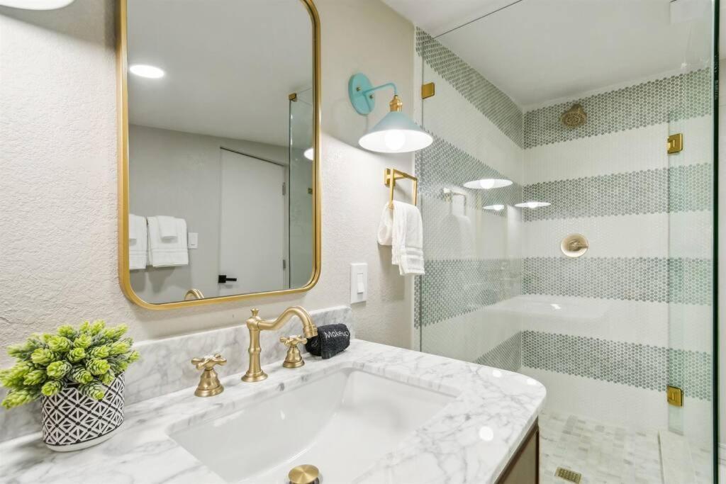 Mid-century Modern Casita Apartment Phoenix