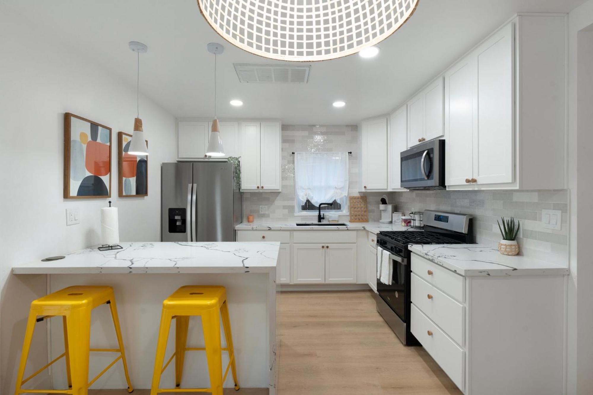Charming - Storybook Style - Near Downtown Phoenix! *