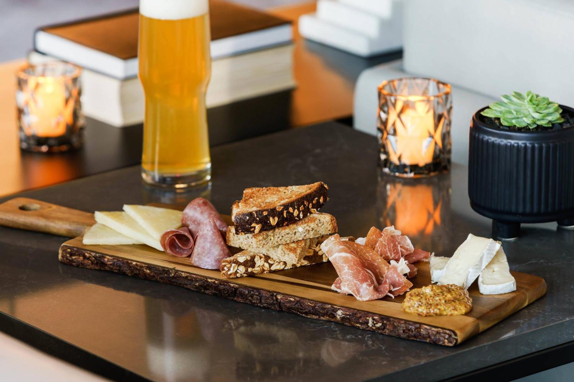 Ac By Marriott Scottsdale North Hotel 4*