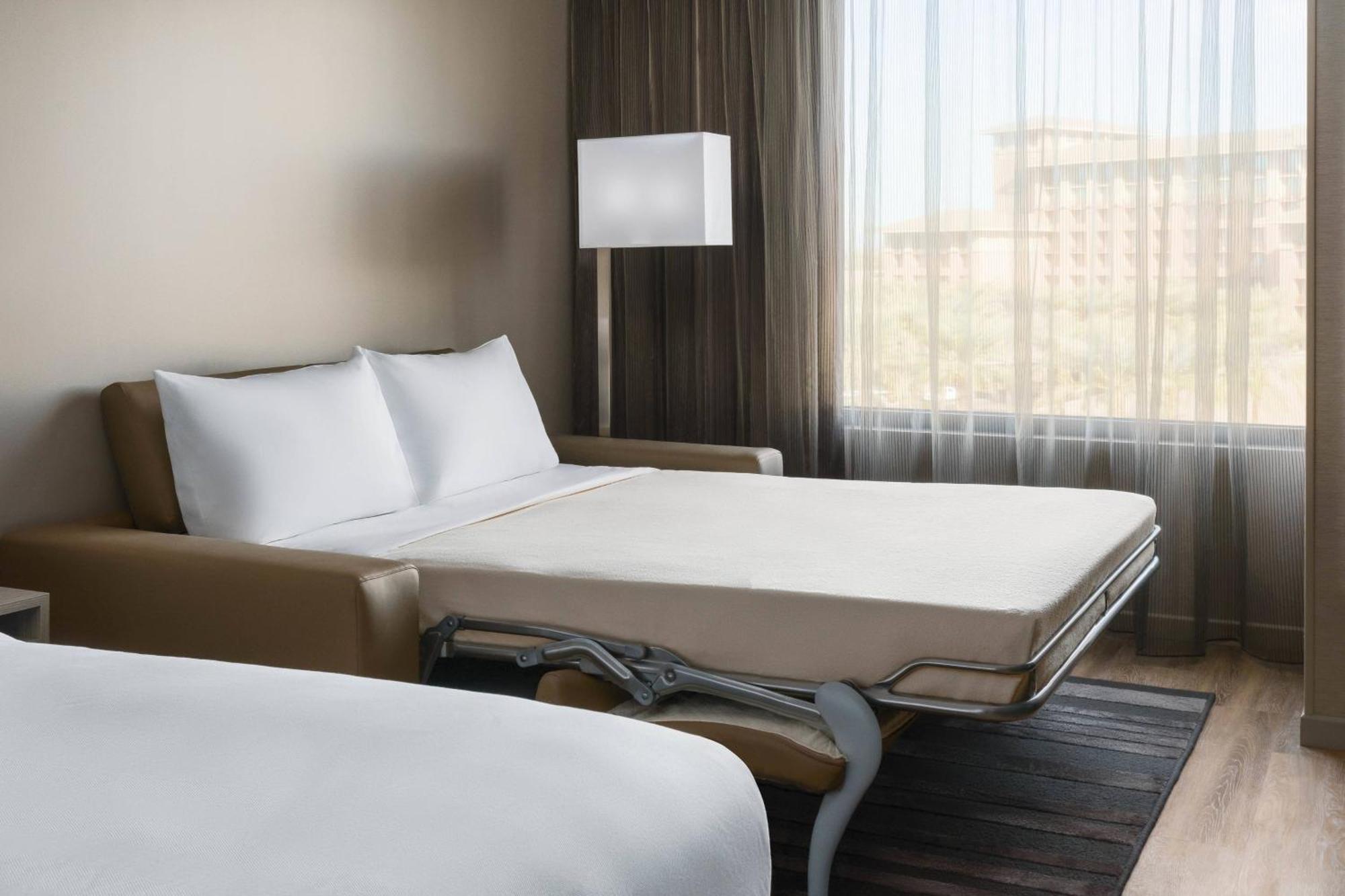 Ac By Marriott Scottsdale North Hotel 4*