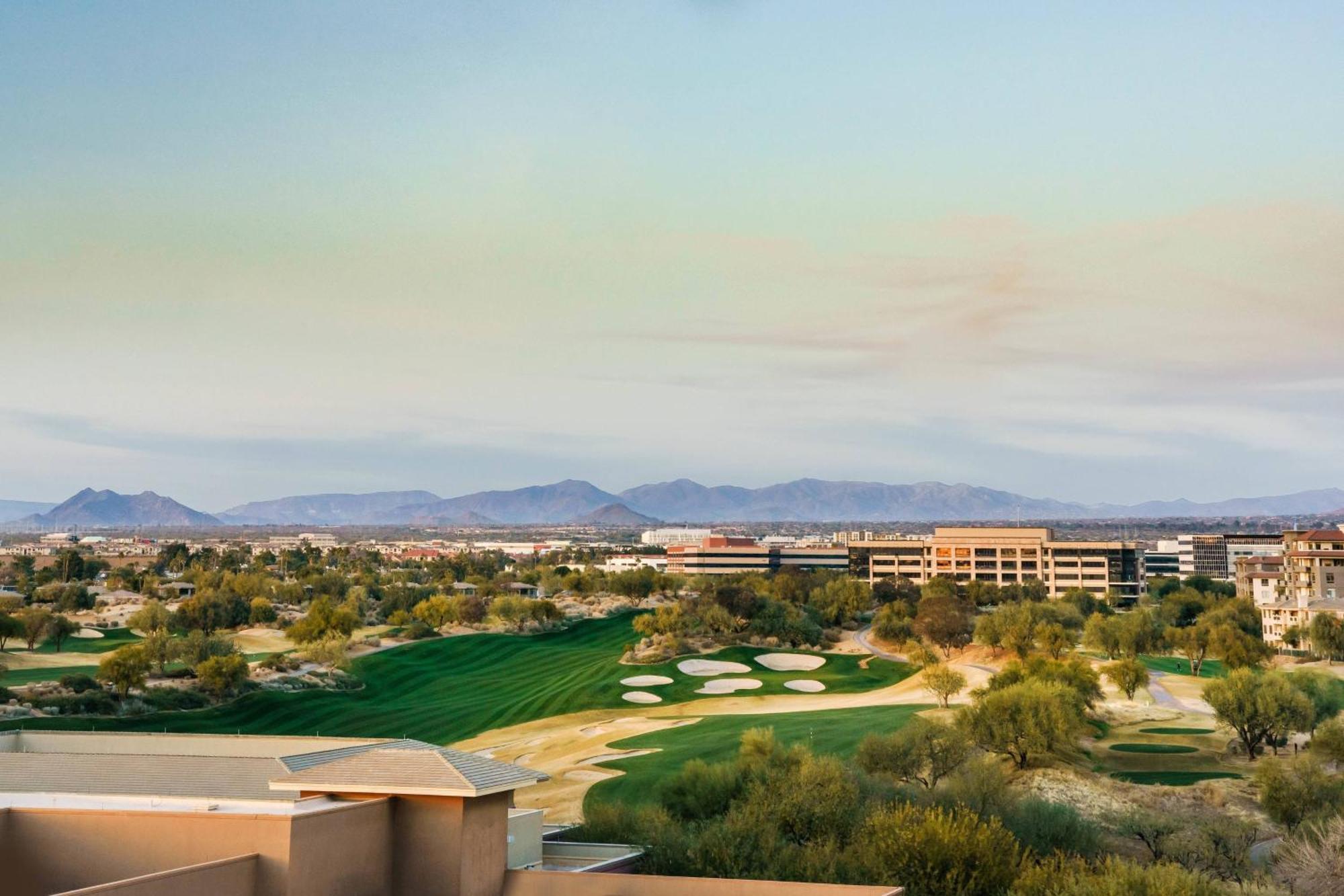 Hotel Ac By Marriott Scottsdale North 4*