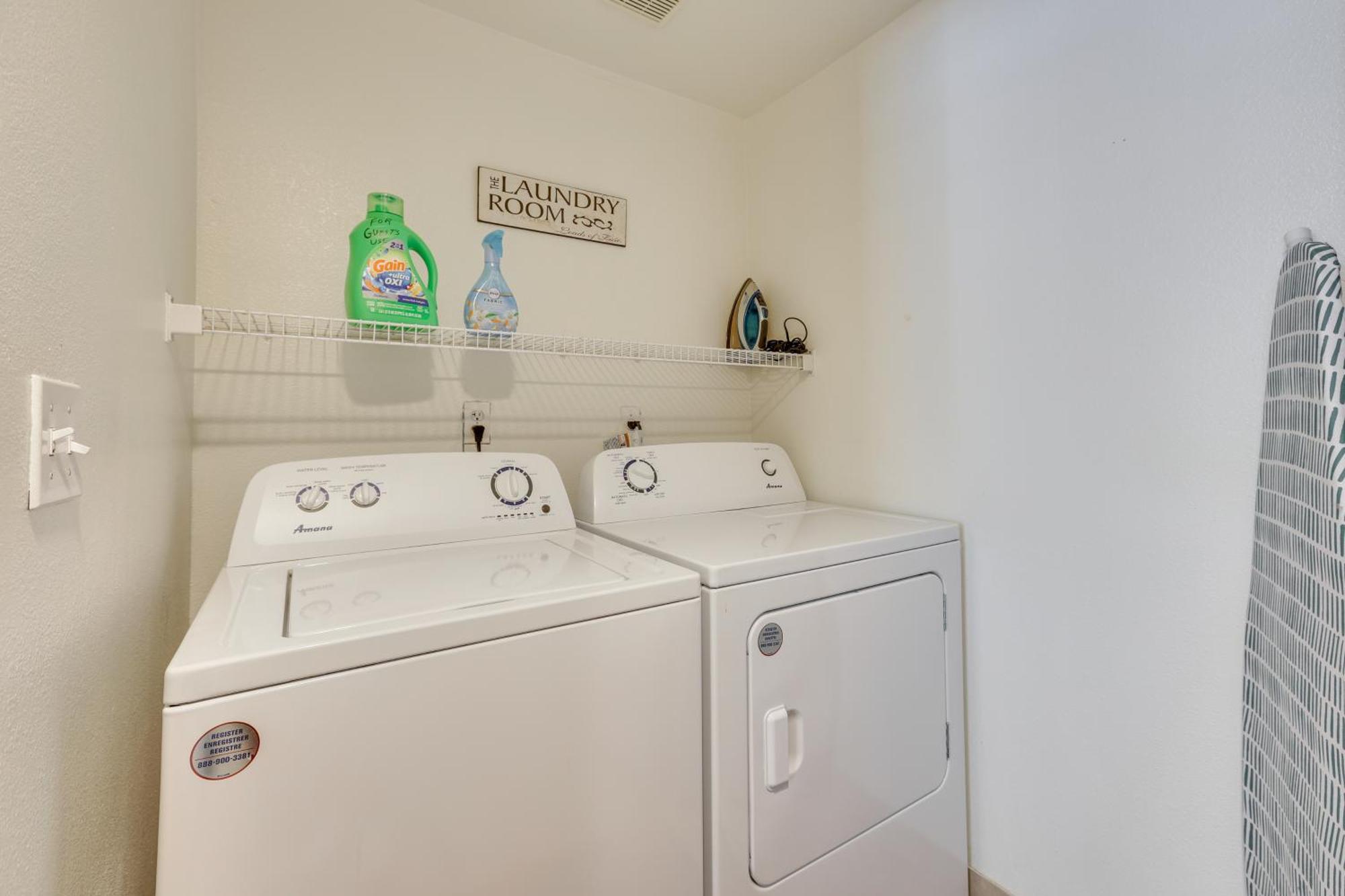 Bright - 3 Mi To State Farm Stadium! Apartment *