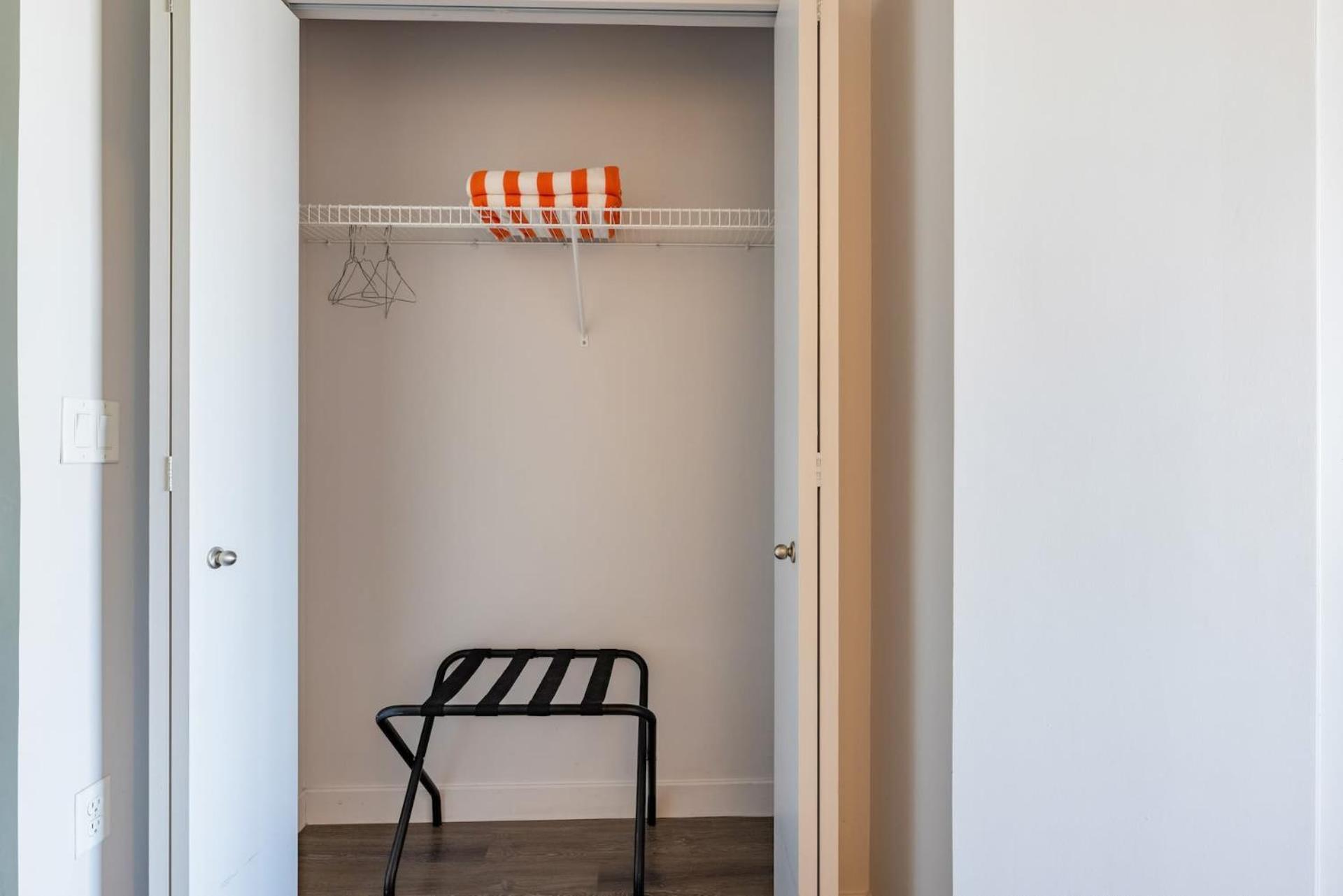 Modern Downtown Apartments At Kenect Phoenix *