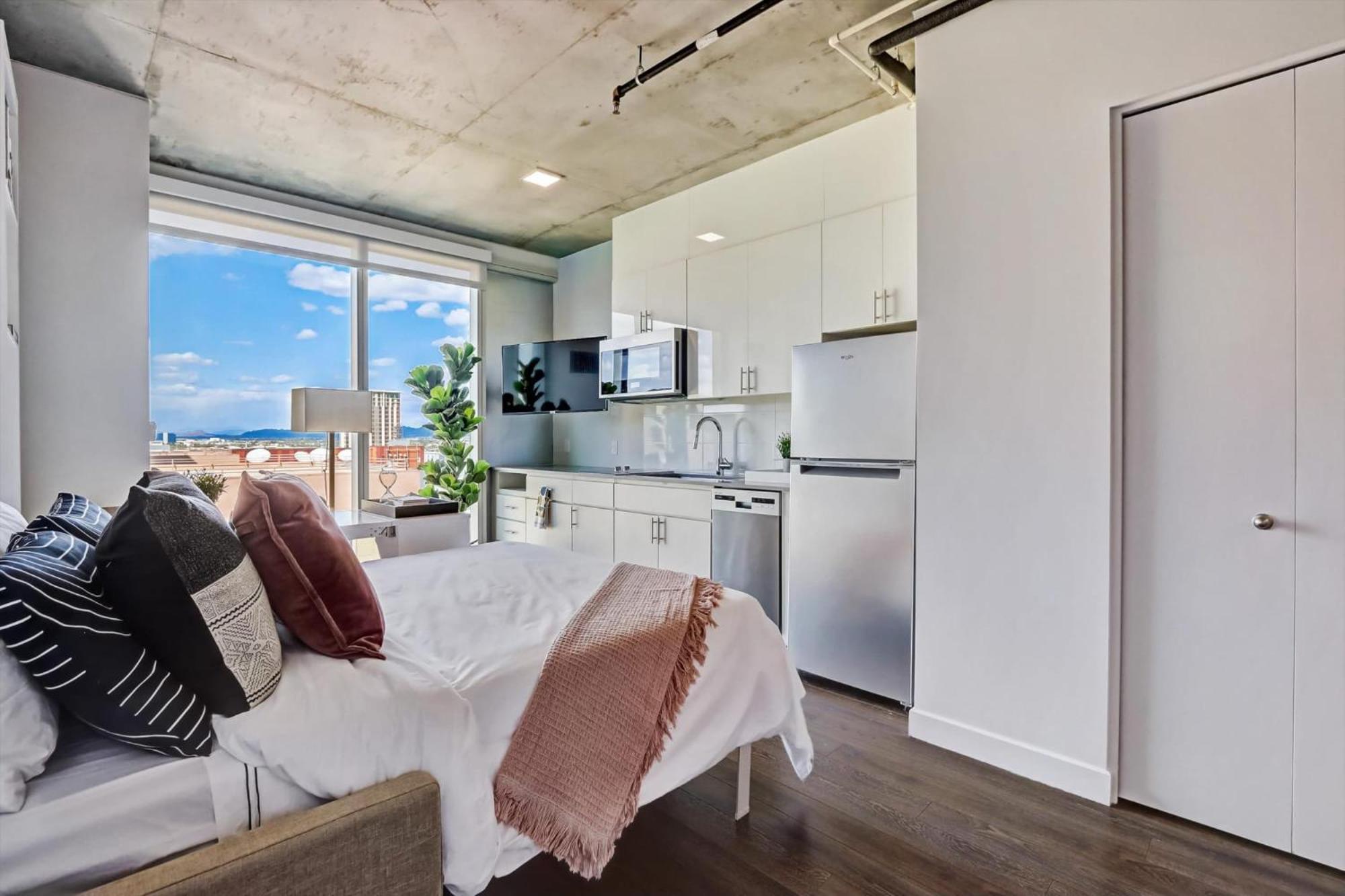 Modern Downtown Apartments At Kenect Phoenix *