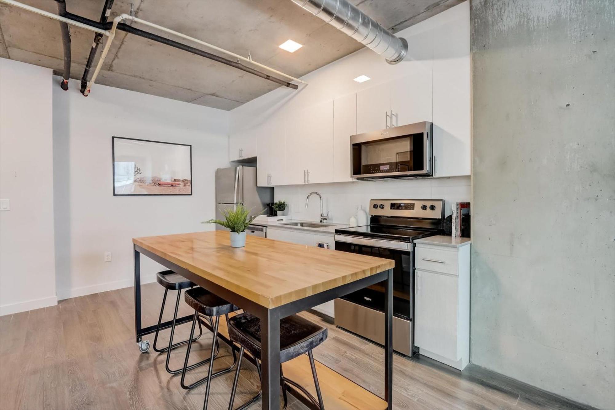Modern Downtown Apartments At Kenect Phoenix Aparthotel Phoenix
