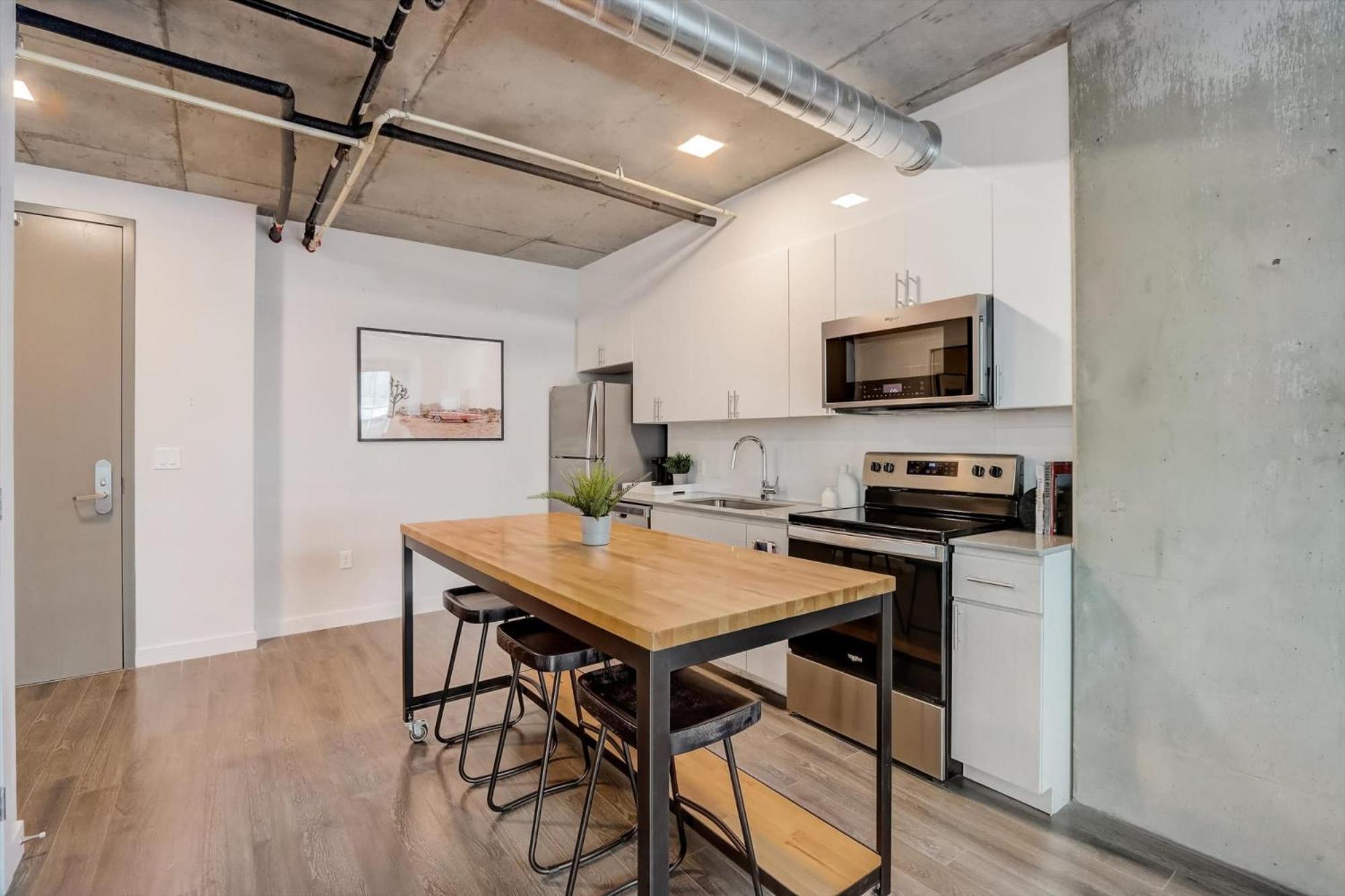 Aparthotel Modern Downtown Apartments At Kenect Phoenix *