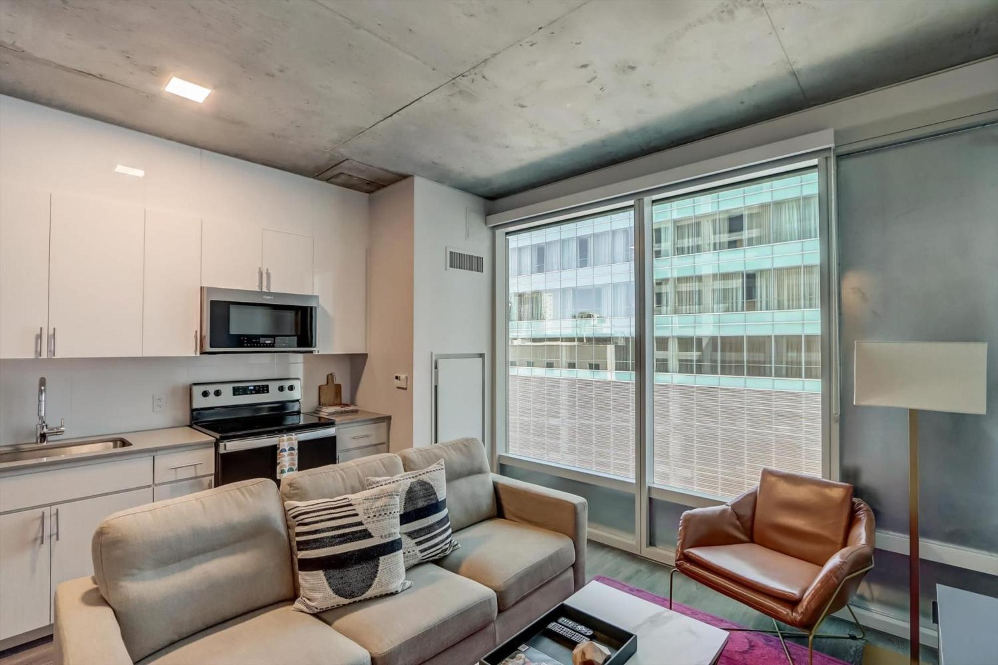 Modern Downtown Apartments At Kenect Phoenix Aparthotel Phoenix
