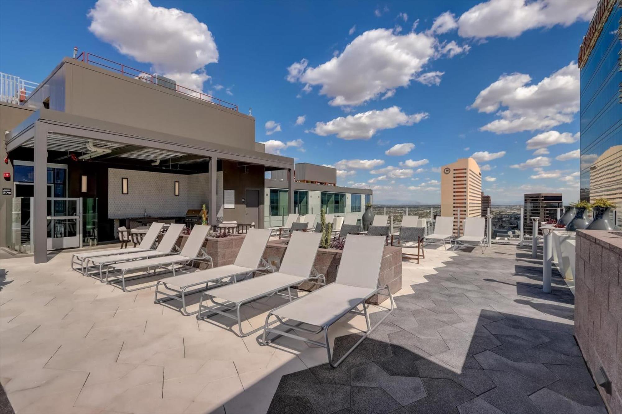 Modern Downtown Apartments At Kenect Phoenix Aparthotel Phoenix