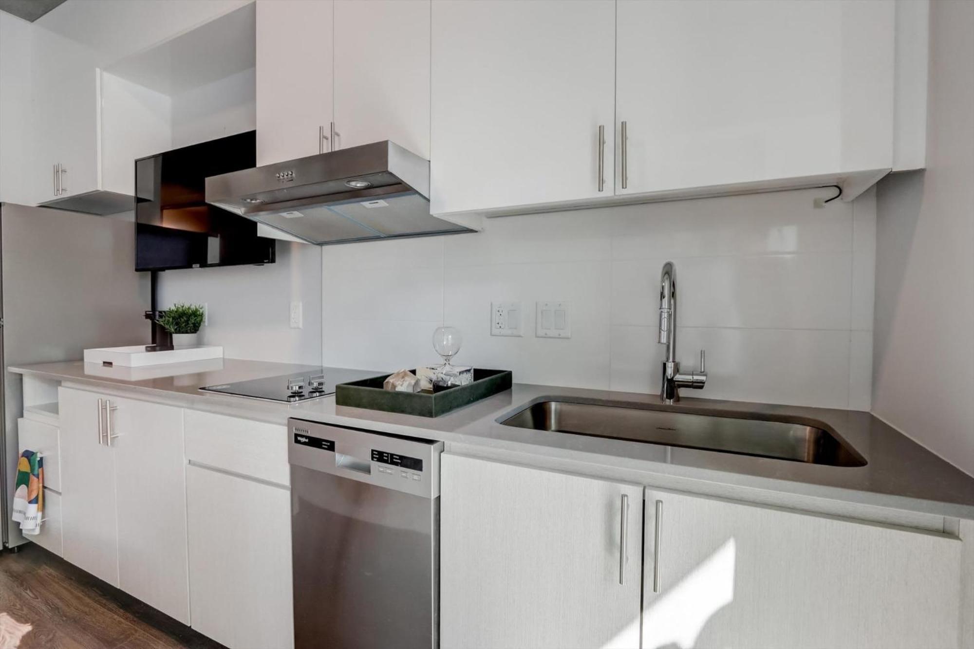 Modern Downtown Apartments At Kenect Phoenix