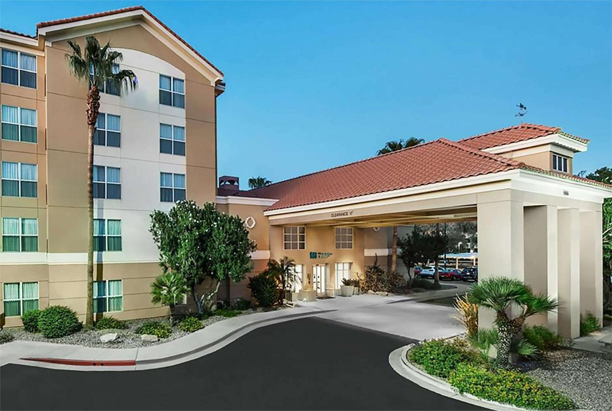 Hotel Mainstay North 3*