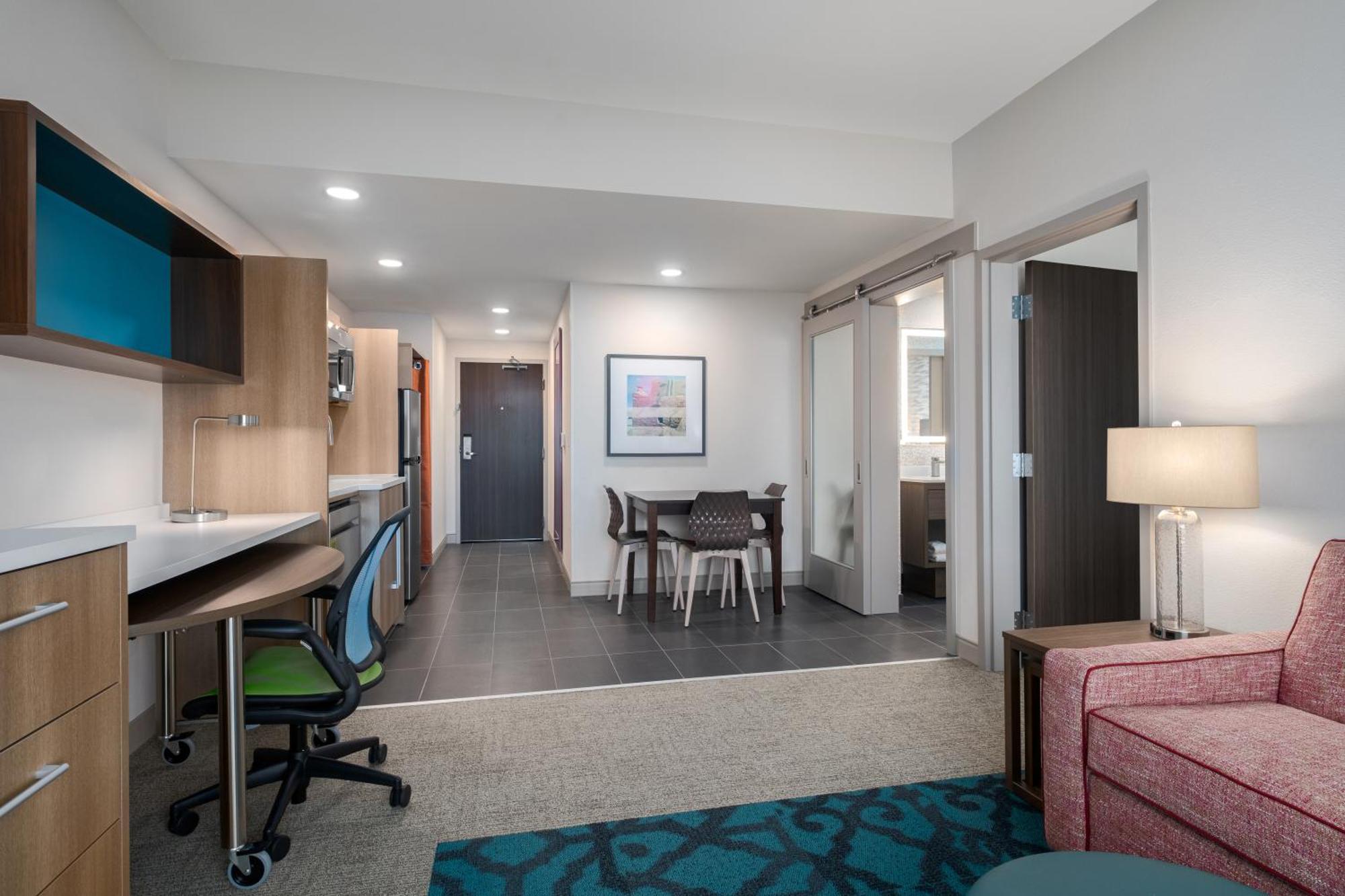 Home2 By Hilton Midtown Hotel Phoenix