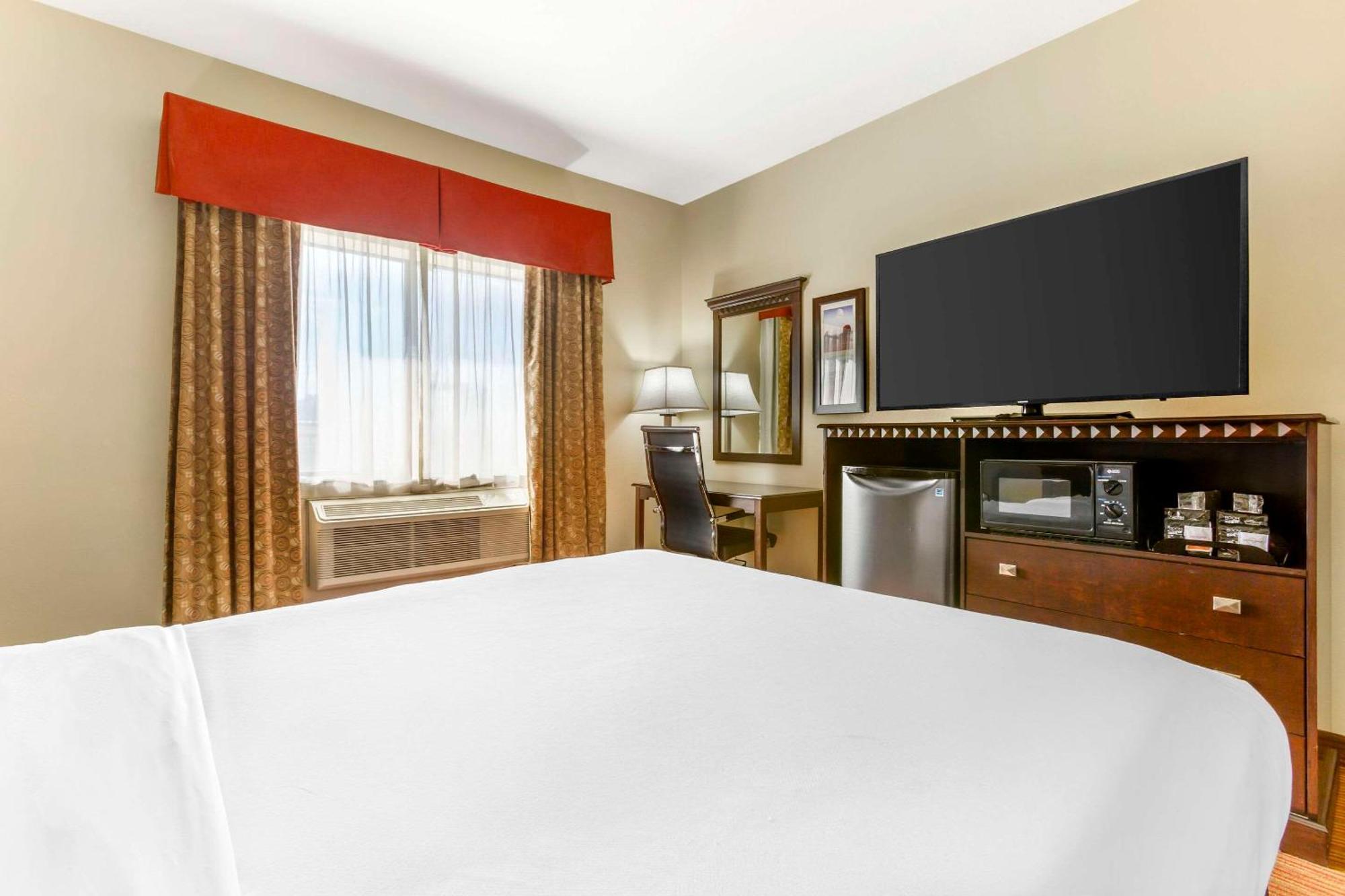 Comfort West At 27th Ave And I-i0 Hotel Phoenix
