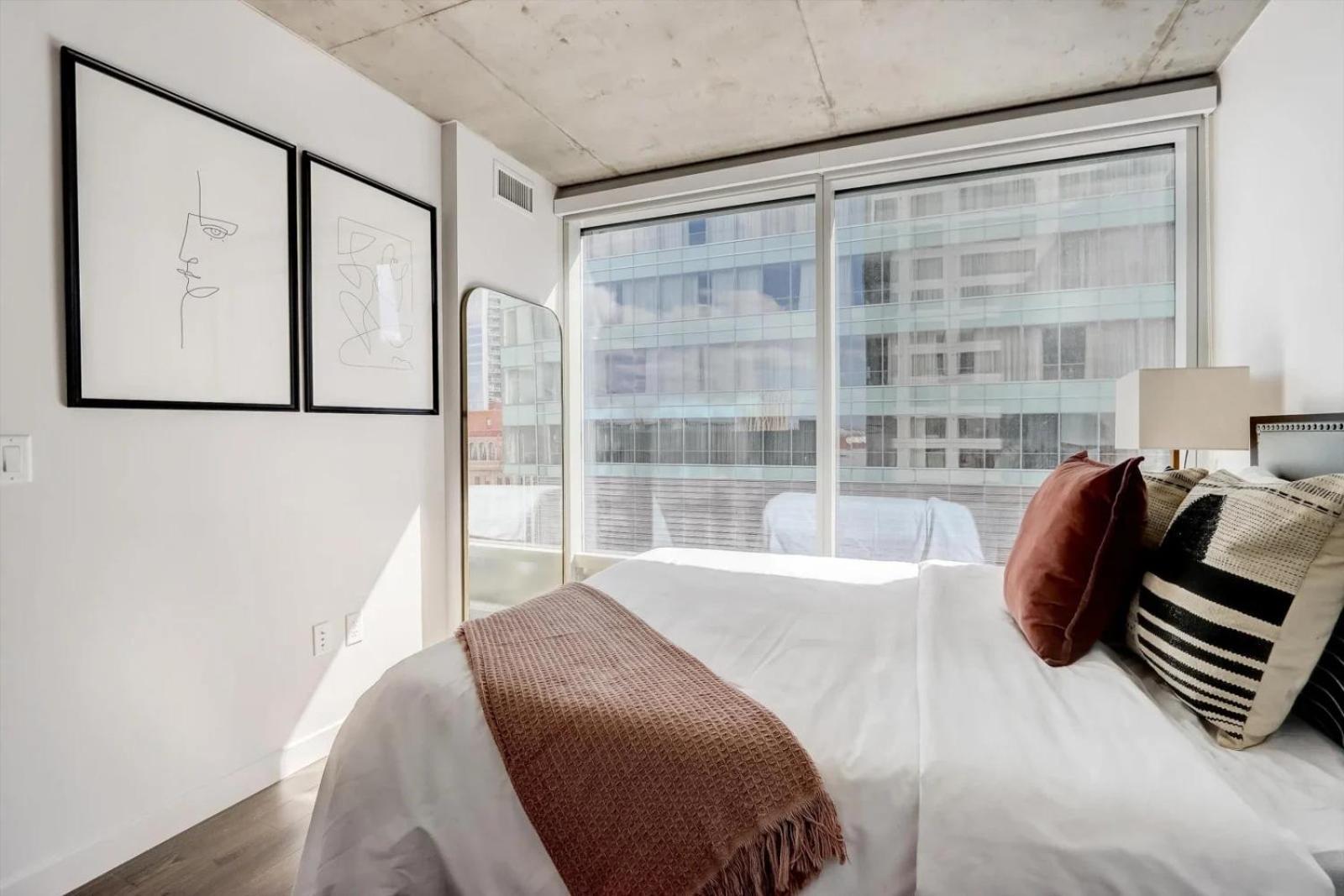 Modern Downtown Apartments At Kenect Phoenix
