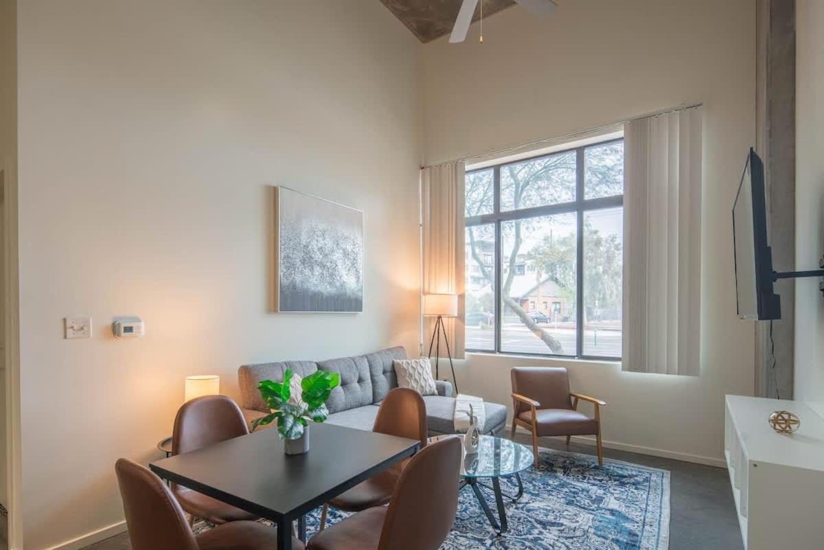 Cozy 2bd - Dt - Gym, Pool, Parking - Sleep 8 Apartamento Phoenix