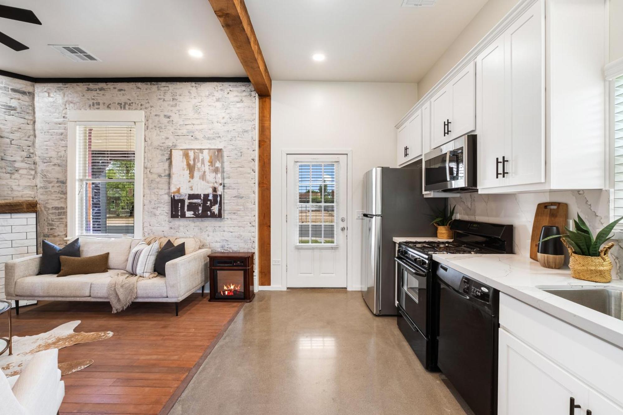 Apartment Modern 1917